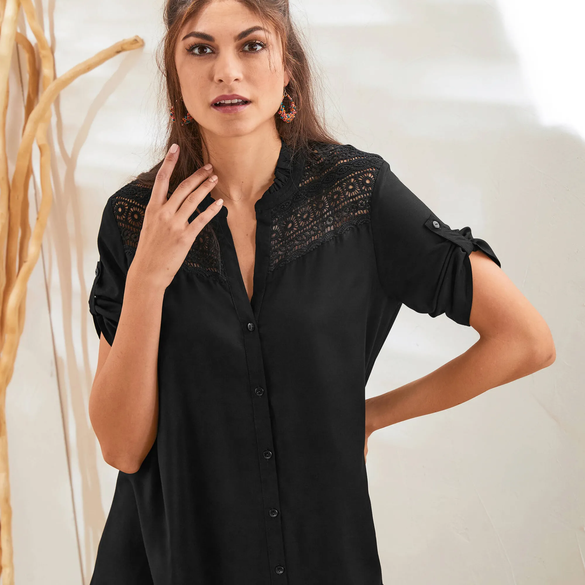 Bloes En Tuniek<Blancheporte Effen tuniek met Tunesische hals en knopen zwart