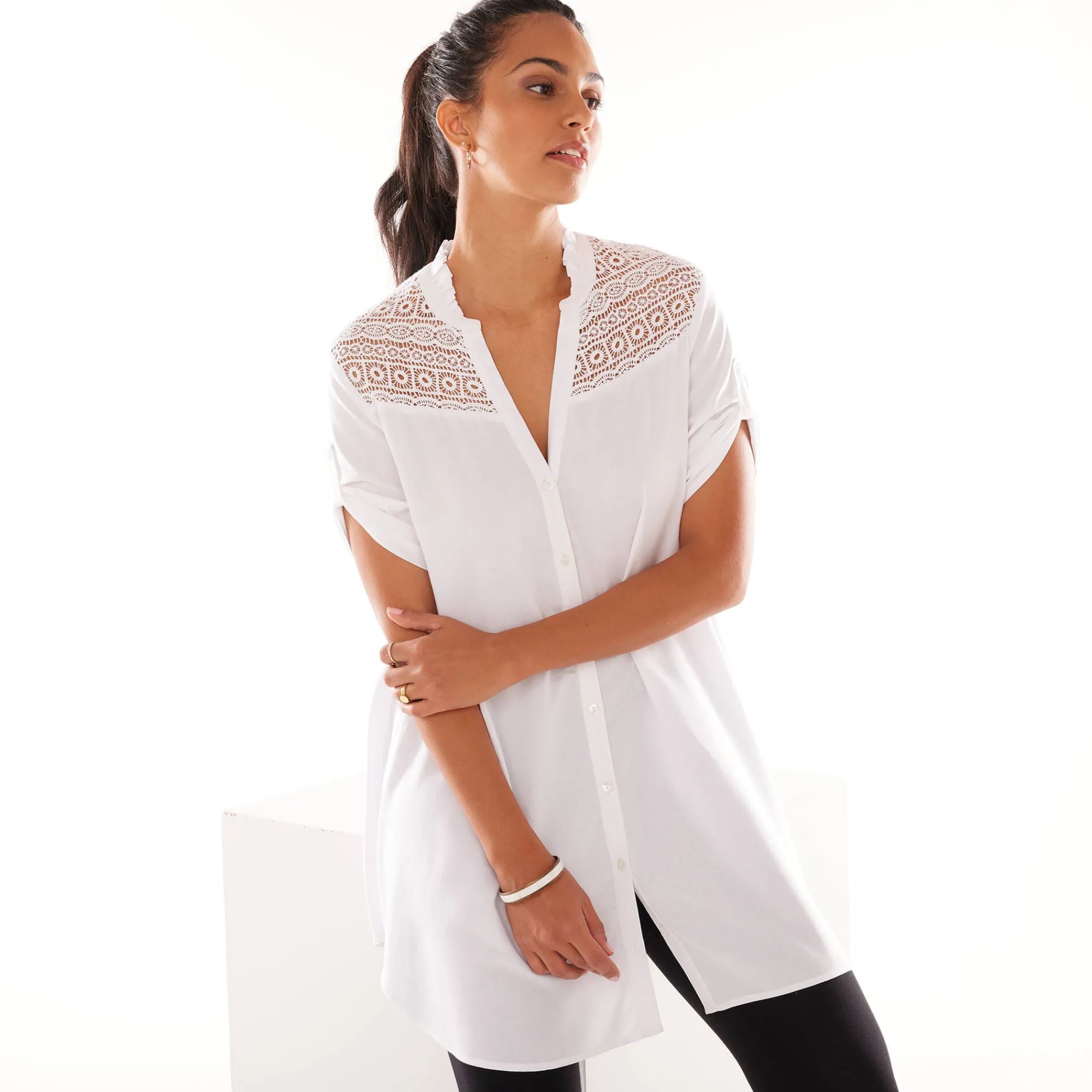 Bloes En Tuniek<Blancheporte Effen tuniek met Tunesische hals en knopen wit