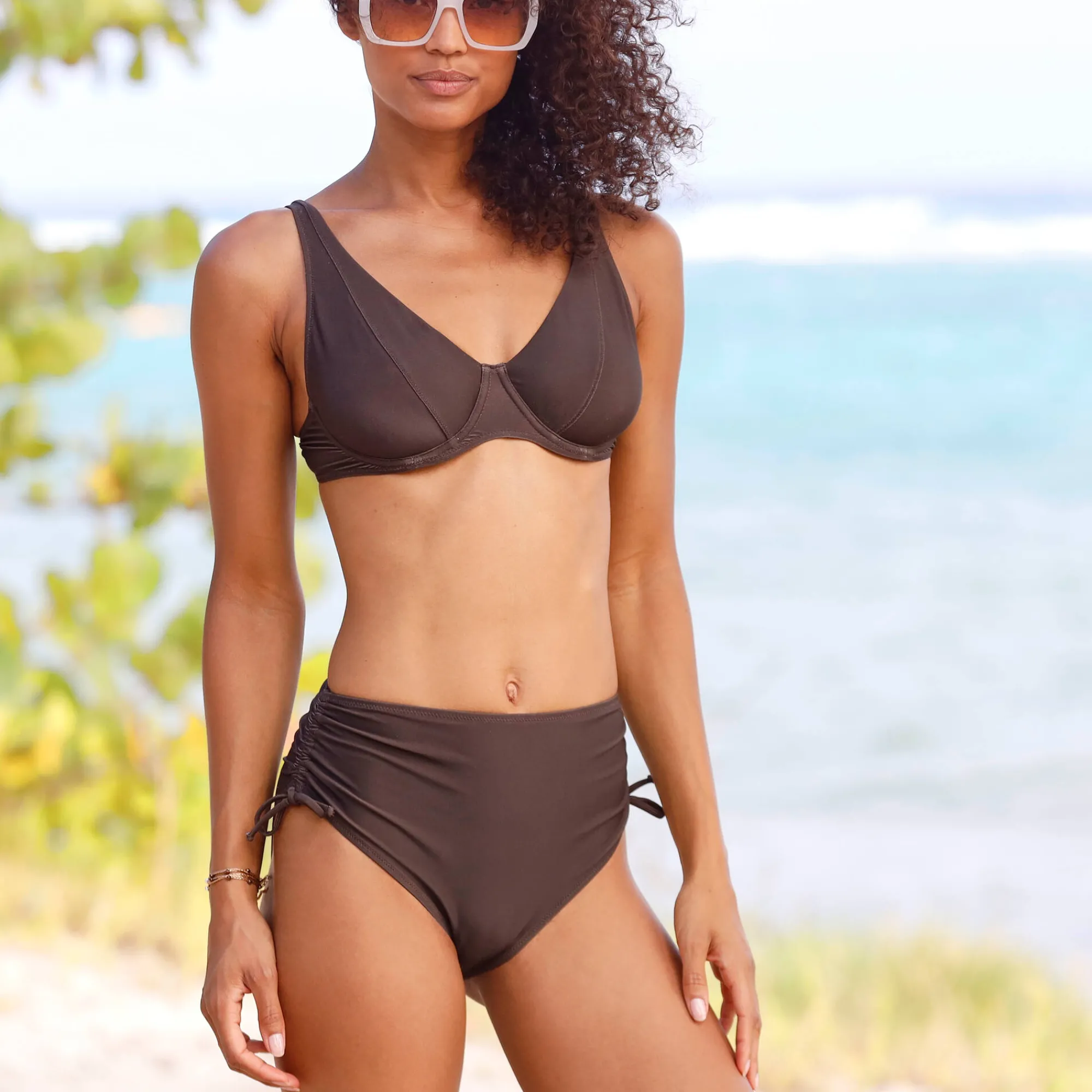 Badmode|Badmode<Blancheporte Effen zwemslip Solaro, met hoge taille chocolade