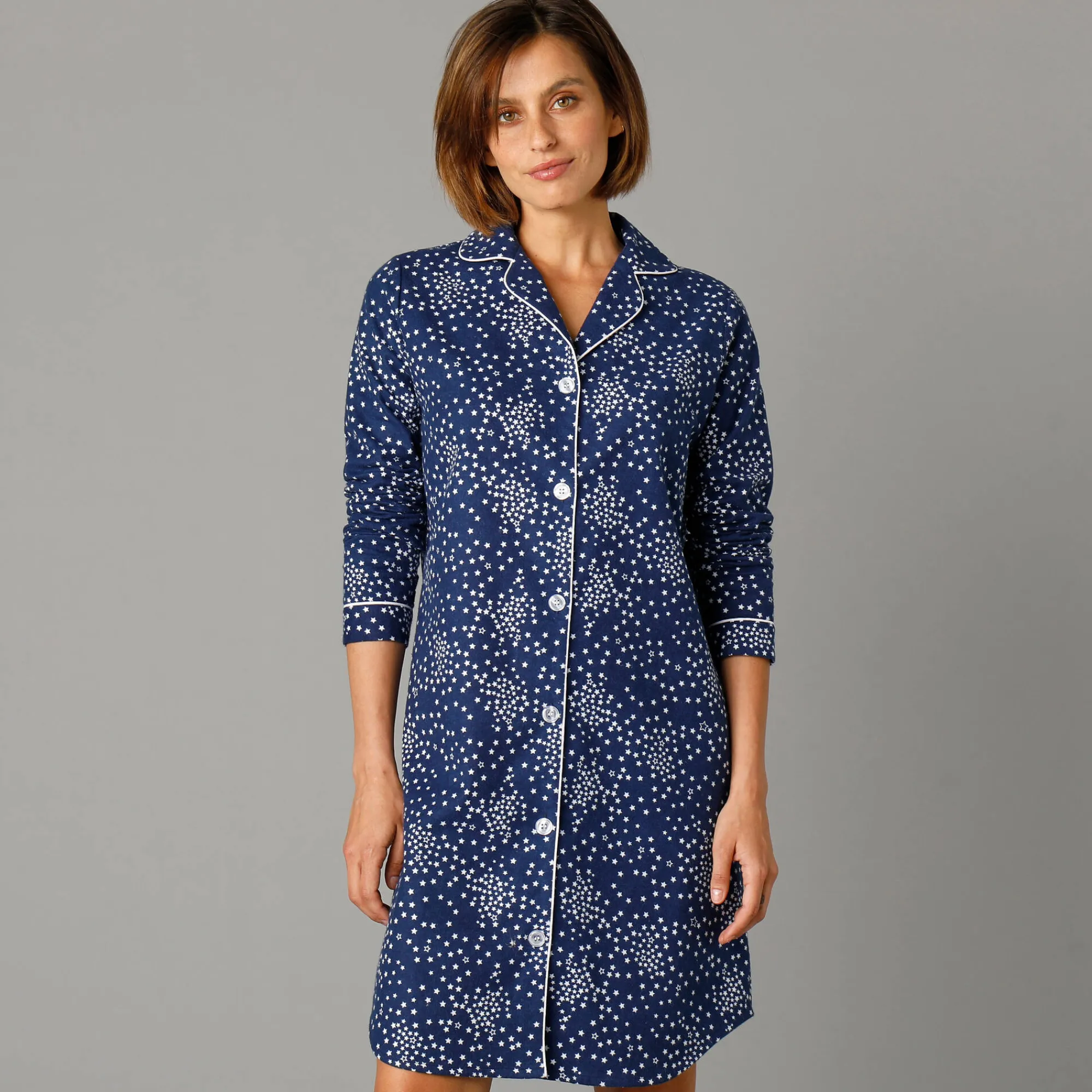 Nachthemd<Blancheporte Flanellen nachthemd in liketmodel met sterrenprint marine