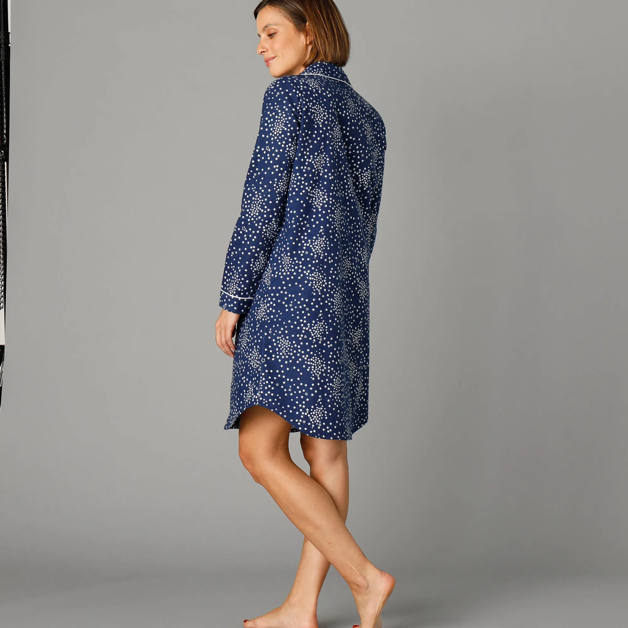 Nachthemd<Blancheporte Flanellen nachthemd in liketmodel met sterrenprint marine