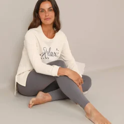 Pyjama<Blancheporte Fleece pyjamabroek met legging, ‘relax’-print ecru / grijs