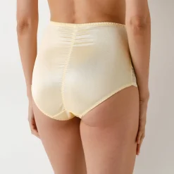 Slip En Shorty<Confidence Lingerie Gaineslip in glanstricot en kant Salford - set van 2 geel + abrikoos