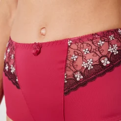 Slip En Shorty<Confidence Lingerie Gaineslip in microvezel en geborduurde tule Caminata kersenrood