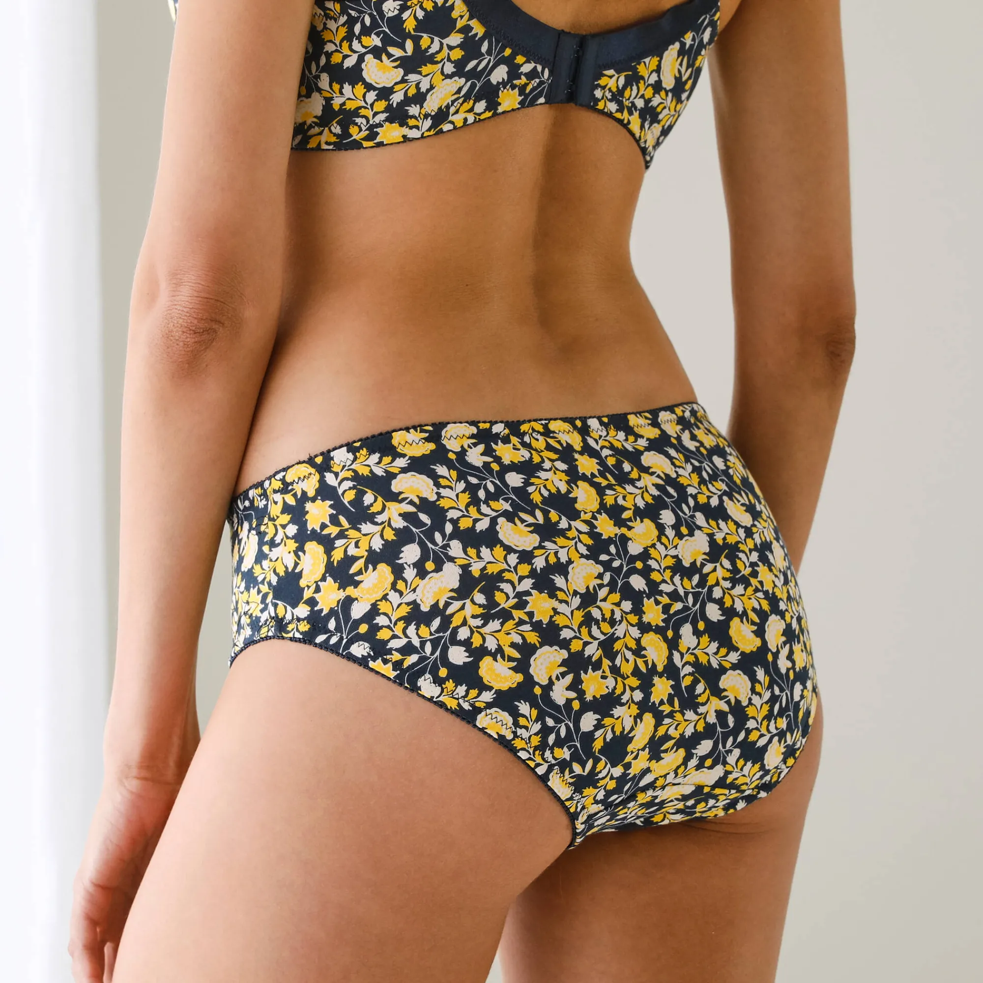 Slip En Shorty<Confidence Lingerie Geborduurde midislip in katoen met bloemenprint Olbia - set van 2 marine / geel