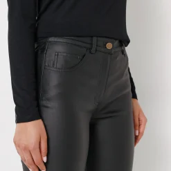 Feestoutfits Dames|Broek<Blancheporte Gecoate rechte broek zwart