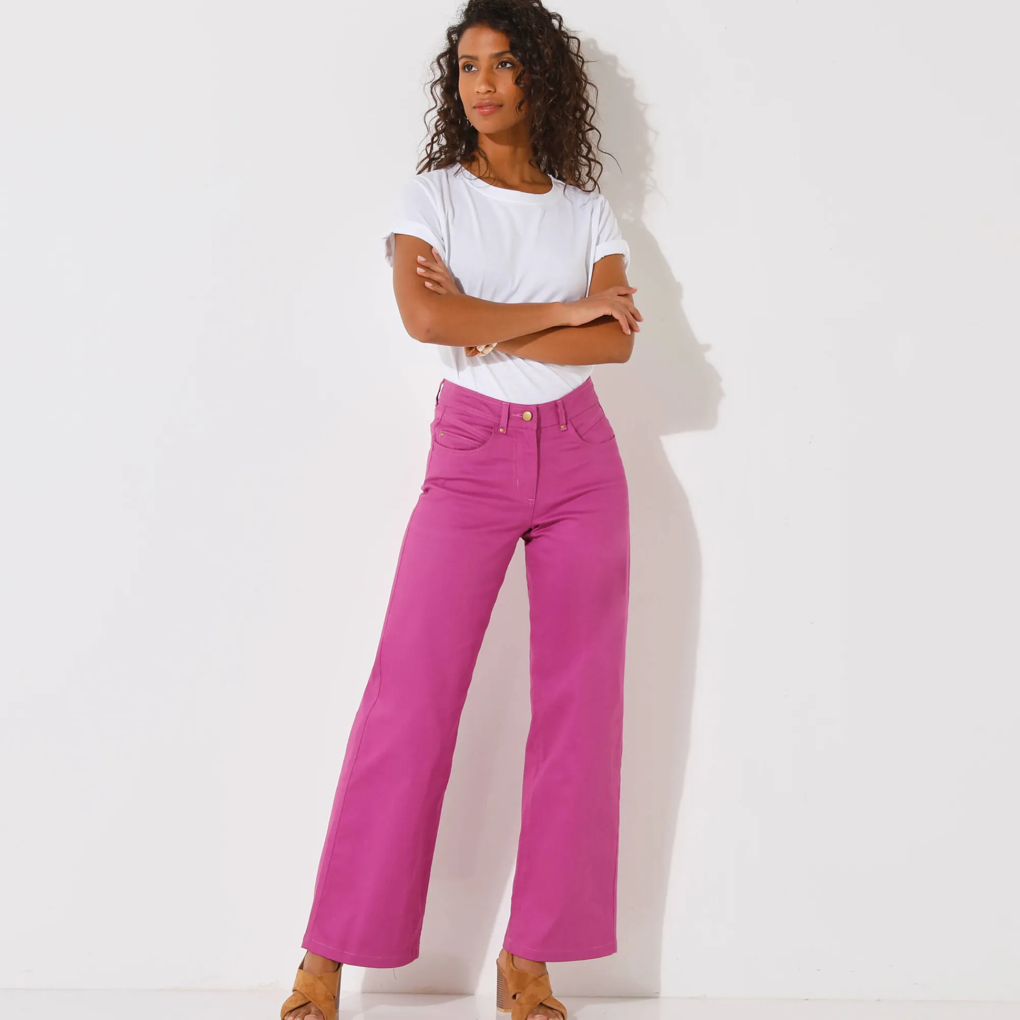 Broek<Blancheporte Gekleurde broek met ruim model en 5 zakken violine