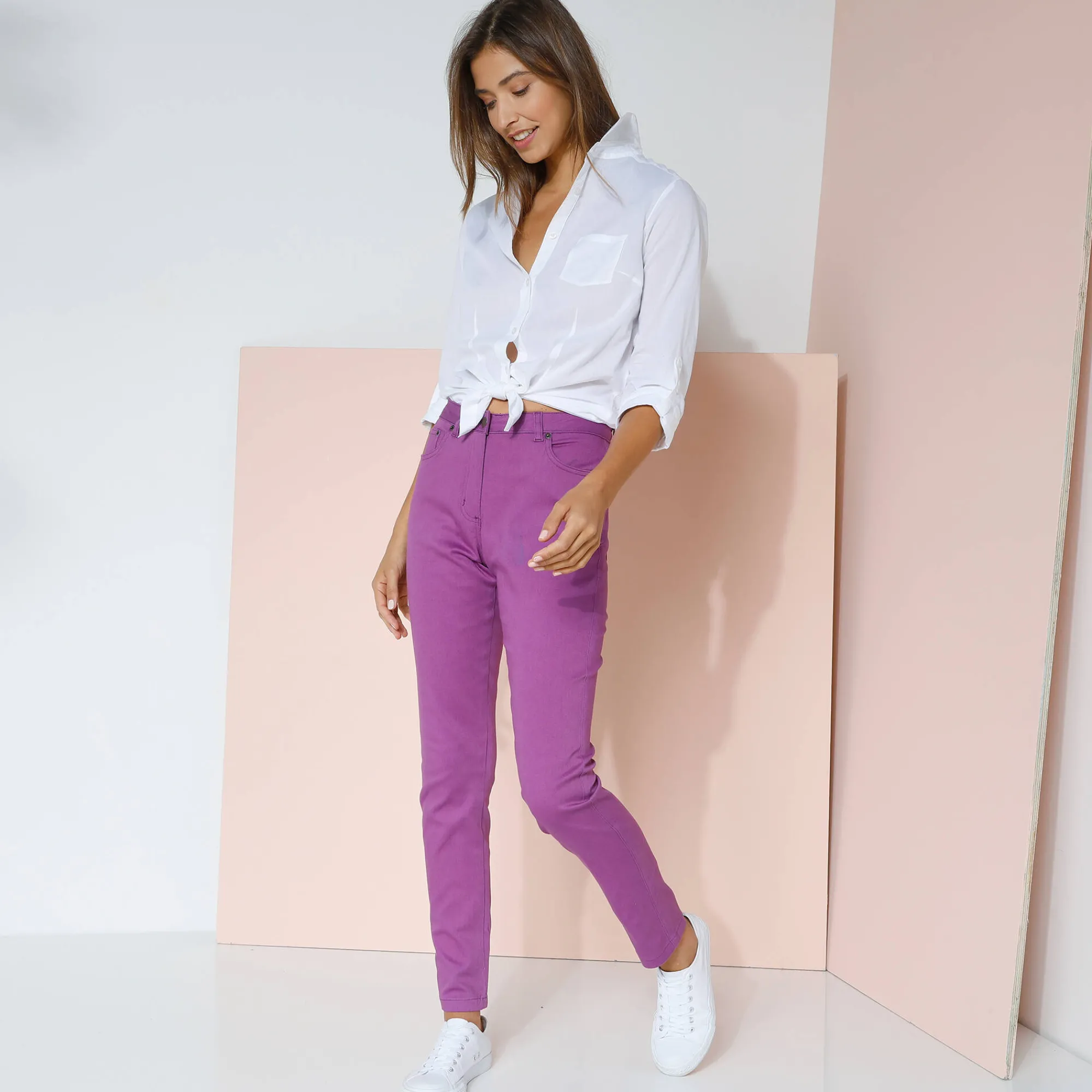 Broek<Blancheporte Gekleurde smalle jeans paars