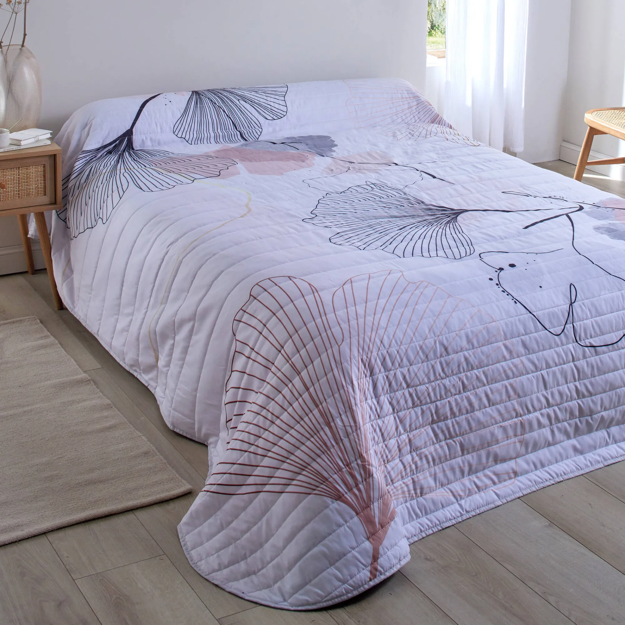 Deken En Bedsprei|Deken, Boutis En Bedsprei<Blancheporte Gematelasseerde bedsprei met ginkgoprint grijs / roze