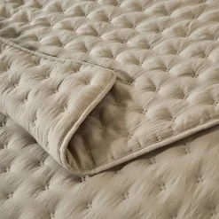 Deken En Bedsprei|Deken, Boutis En Bedsprei<Blancheporte Gematelasseerde deken - microvezel beige