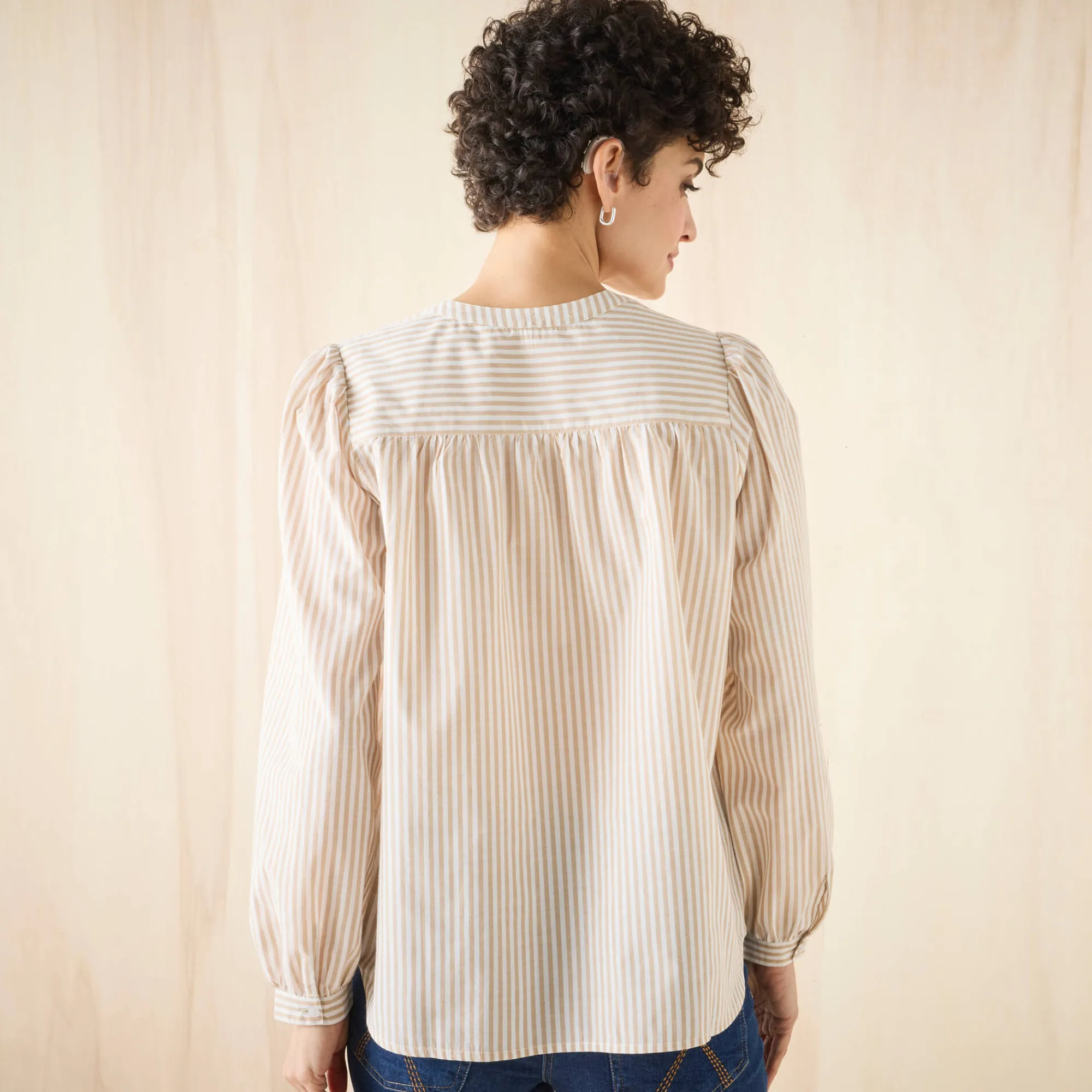 Bloes En Tuniek<Blancheporte Gestreepte bloes met knopen en ronde hals beige / wit