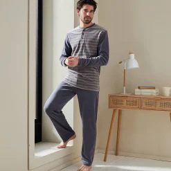 Pyjama En Kamerjas<Blancheporte Gestreepte pyjama in velours met korte mouwen antraciet