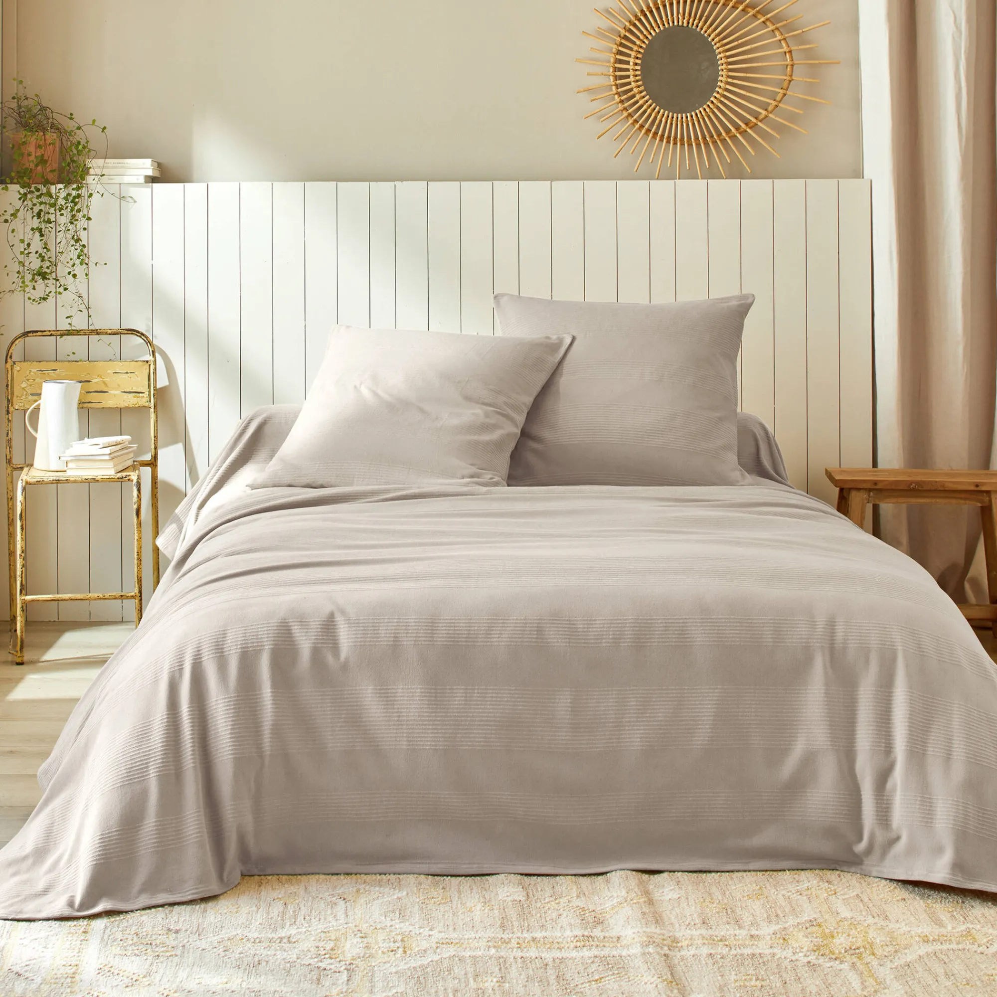 Deken En Bedsprei|Deken, Boutis En Bedsprei<Blancheporte Geweven bedsprei in effen katoen grijsbeige