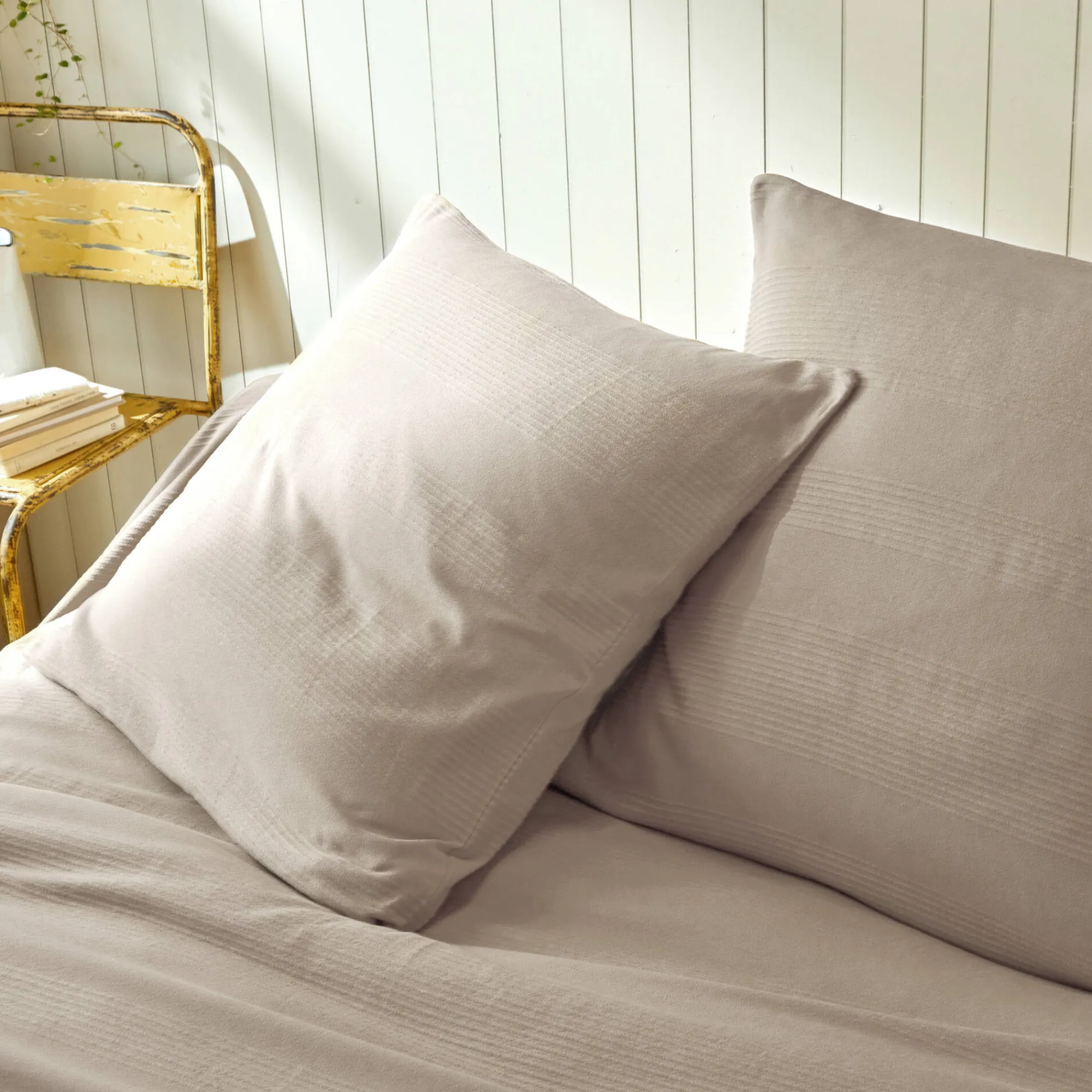 Deken En Bedsprei|Deken, Boutis En Bedsprei<Blancheporte Geweven bedsprei in effen katoen grijsbeige