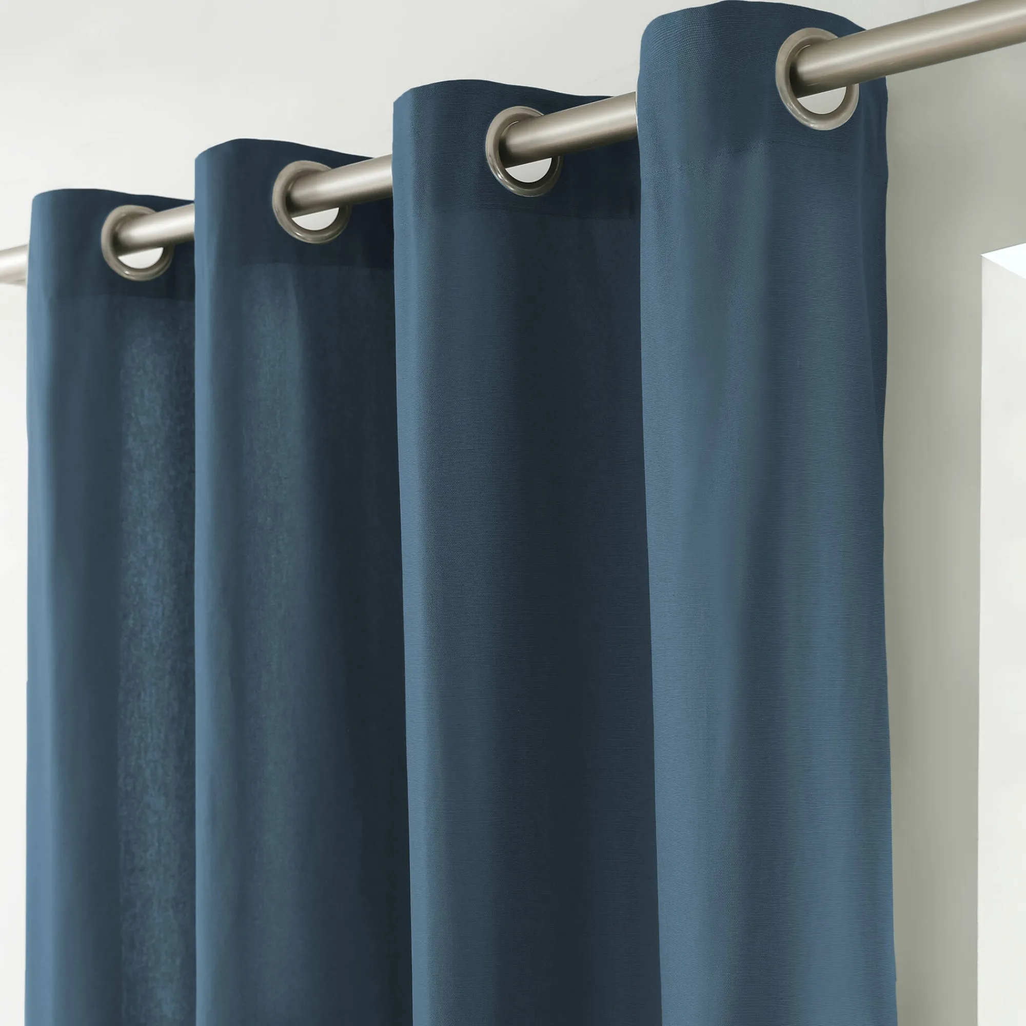 Gordijn, Glasgordijn & Store<Colombine Gordijn in effen zeildoekstof met oogringetjes blauw
