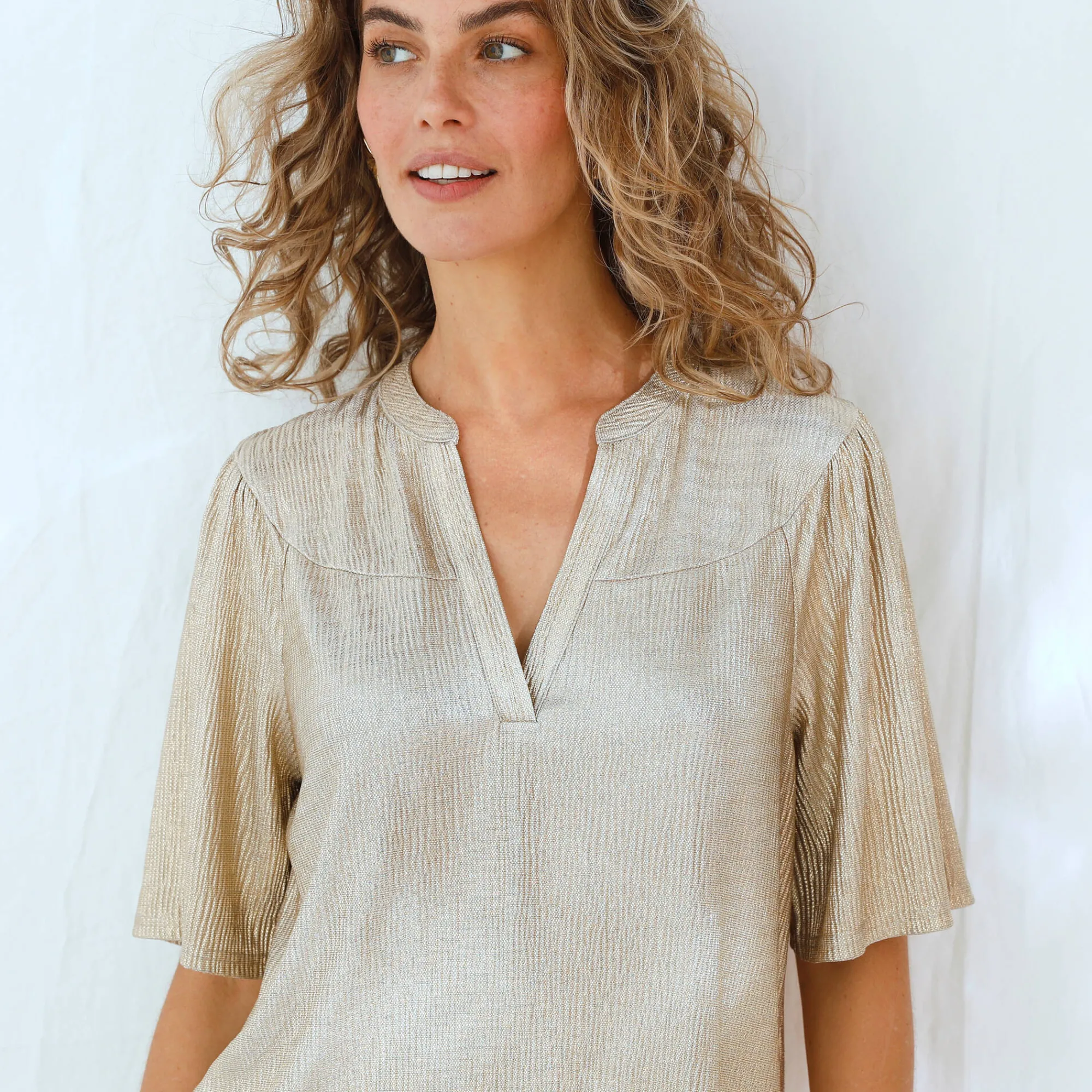 T-Shirt En Topje<Blancheporte T-shirt met mouwen op ellebooglengte, fantasietricot met plissé goudkleurig