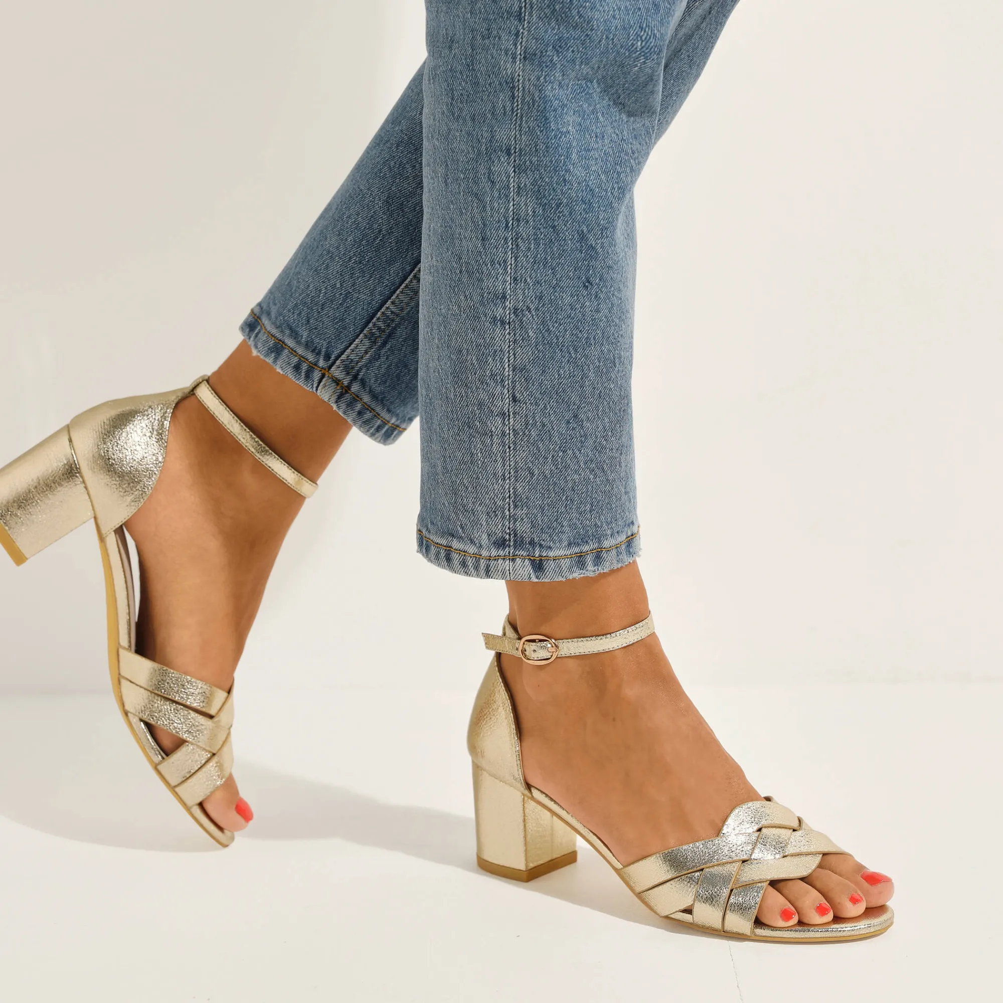 Sandalen En Espadrilles|Schoenen<Blancheporte e sandalen met hak goudkleurig