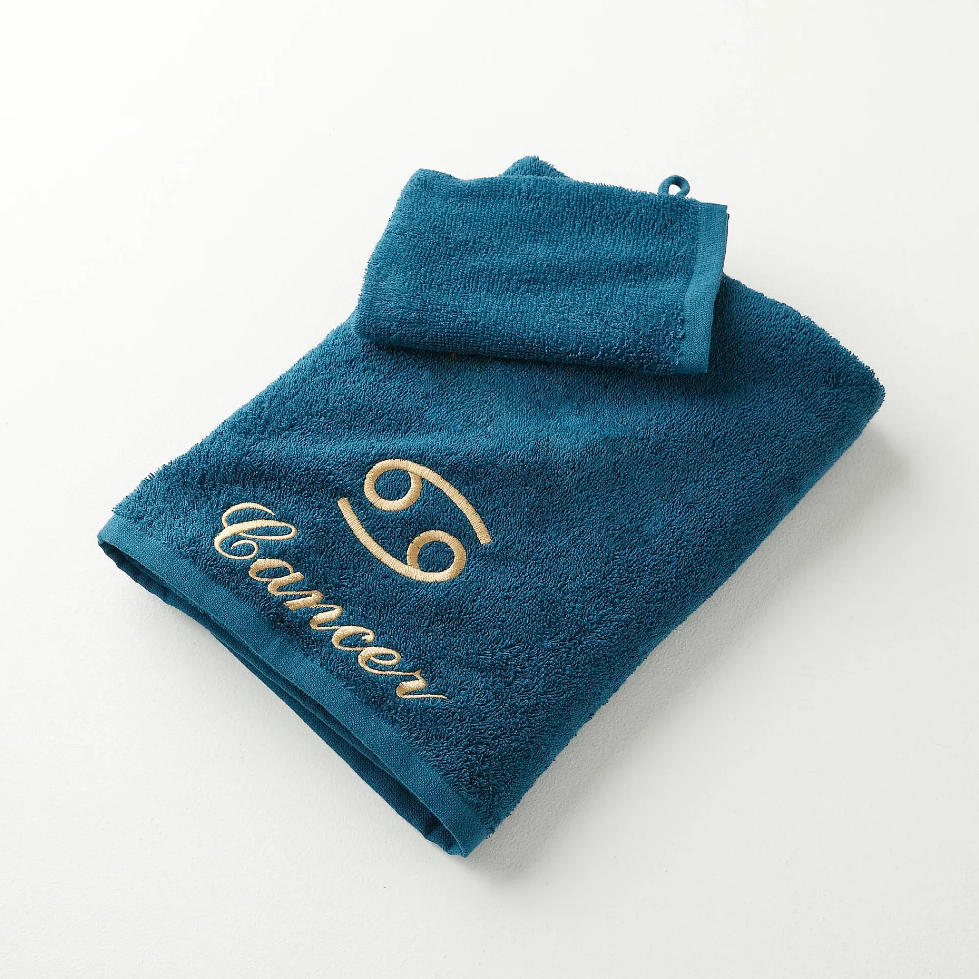 Badhanddoek<Blancheporte Handdoeken met "Cancer" borduursel - 420 g/m2 pauwblauw