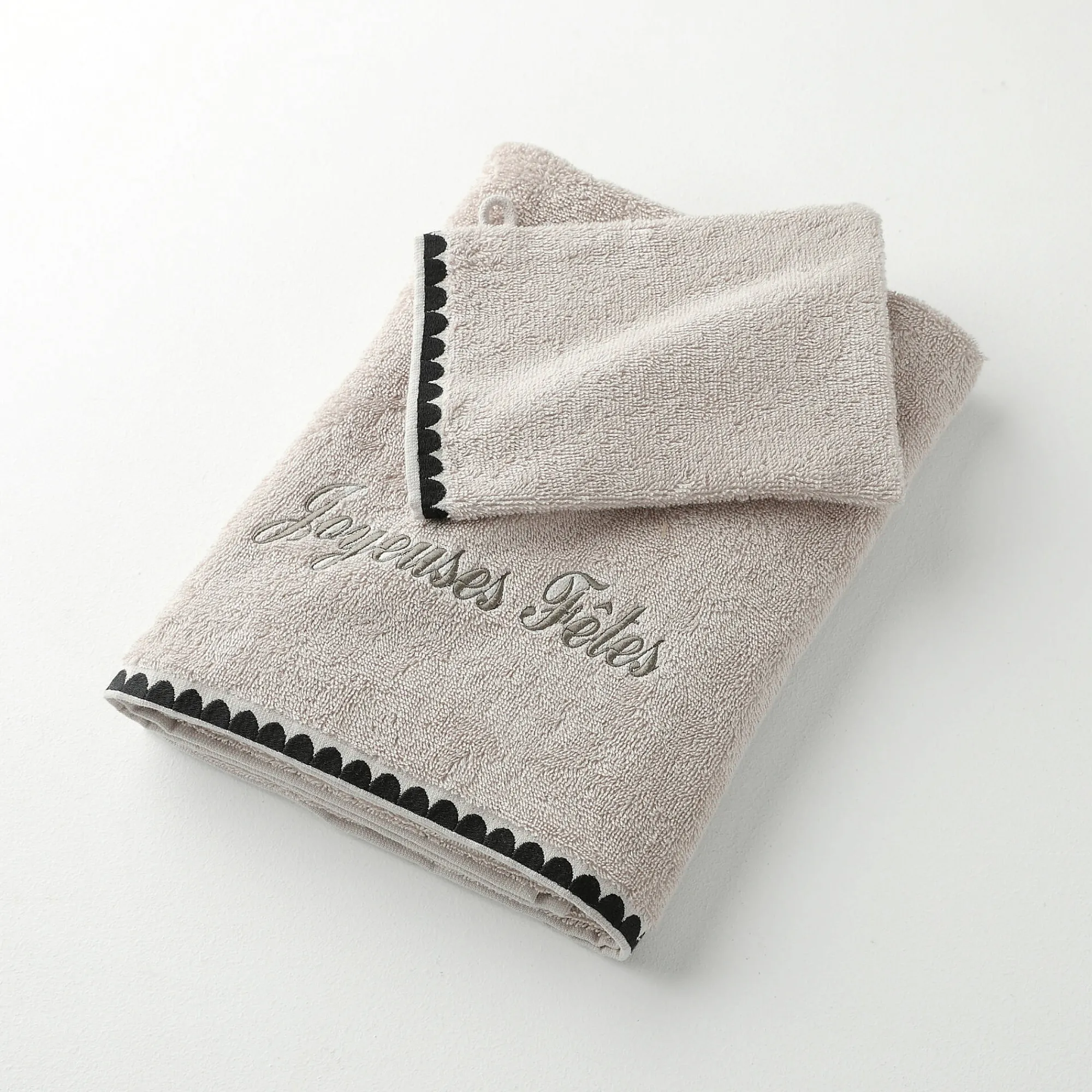 Badhanddoek<Blancheporte Handdoeken met fantasieborduursel, personaliseerbaar - 420 g/m2 zandkleur