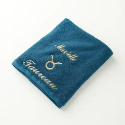 Badhanddoek<Blancheporte Handdoeken met "Taureau" borduursel, personaliseerbaar - 420 g/m2 pauwblauw