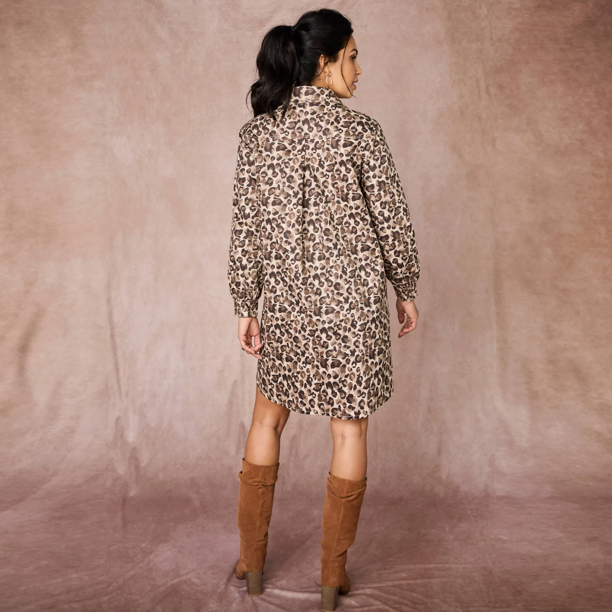 Jurk<Blancheporte Hemdjurk met dierenhuidprint, lange mouwen taupe