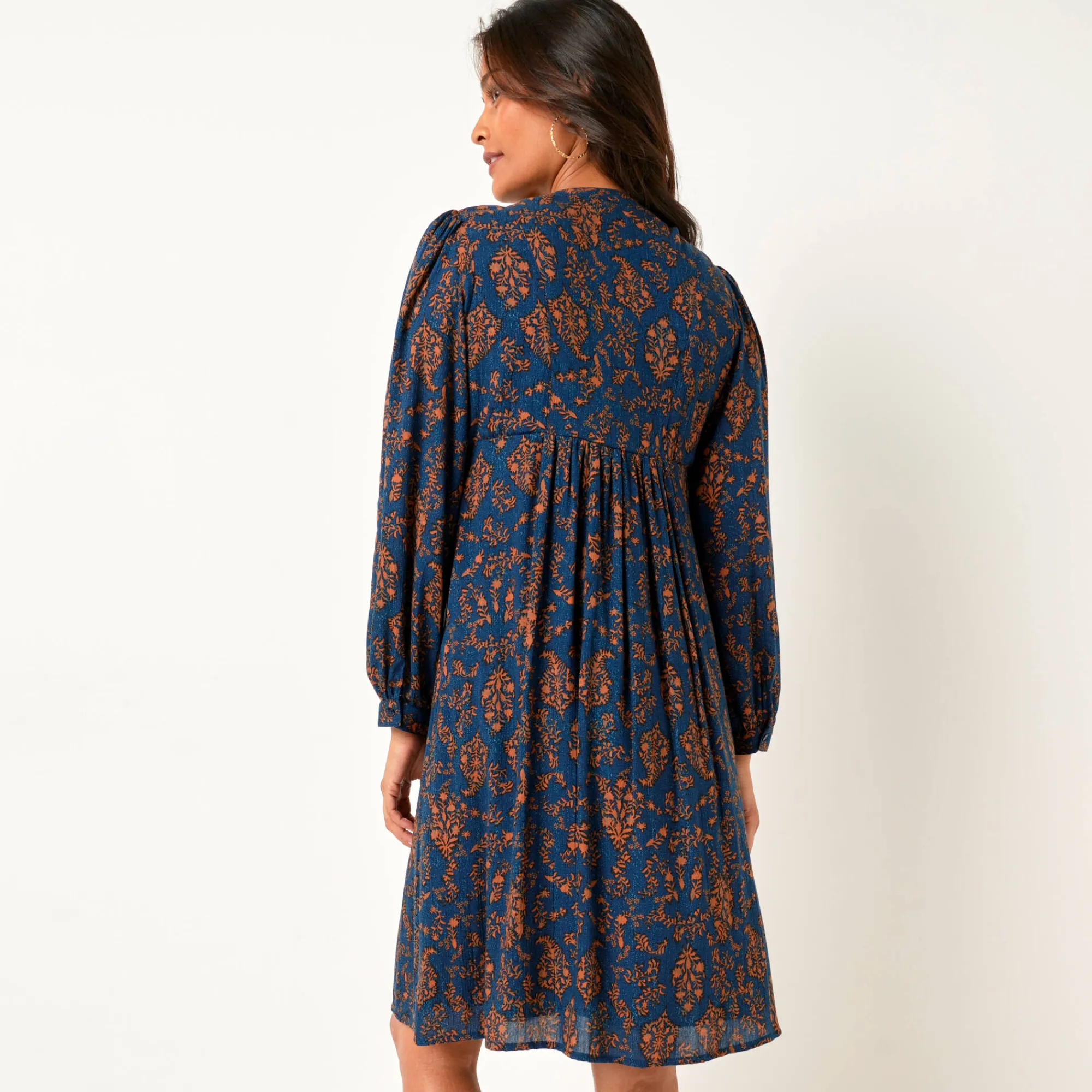 Jurk<Blancheporte Hoesjurk met maokraagje, bedrukte crepon blauw / chocolade