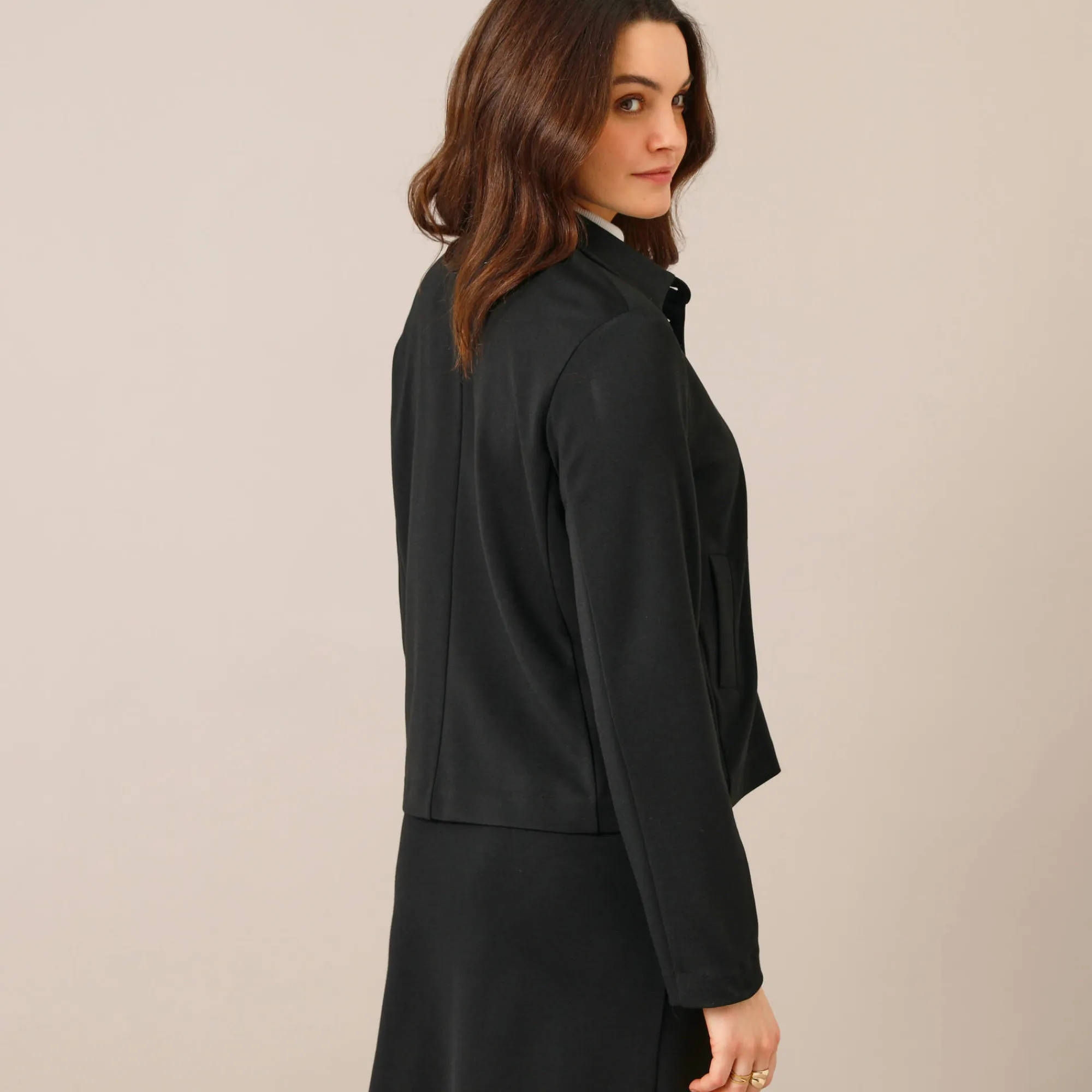 Jas En Mantel<Blancheporte Jasje met knopen, milanotricot zwart