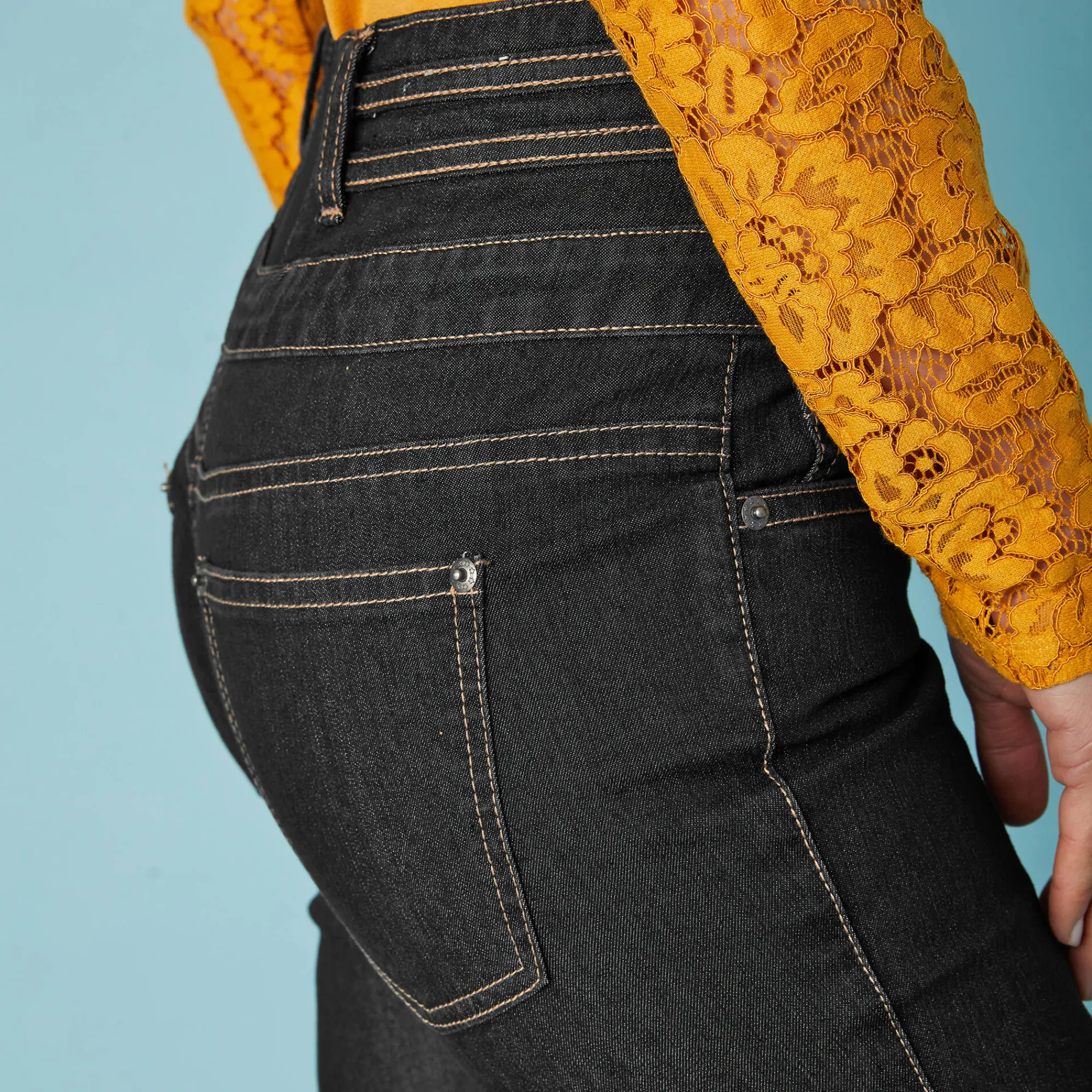 Jeans|Broek<Blancheporte Jeans in bootcutmodel met hoge taille - binnenpijplengte 75 cm black