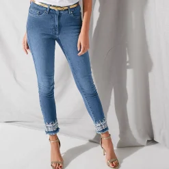 Jeans<Lora Zellini 7/8-jeans met borduursel bleached