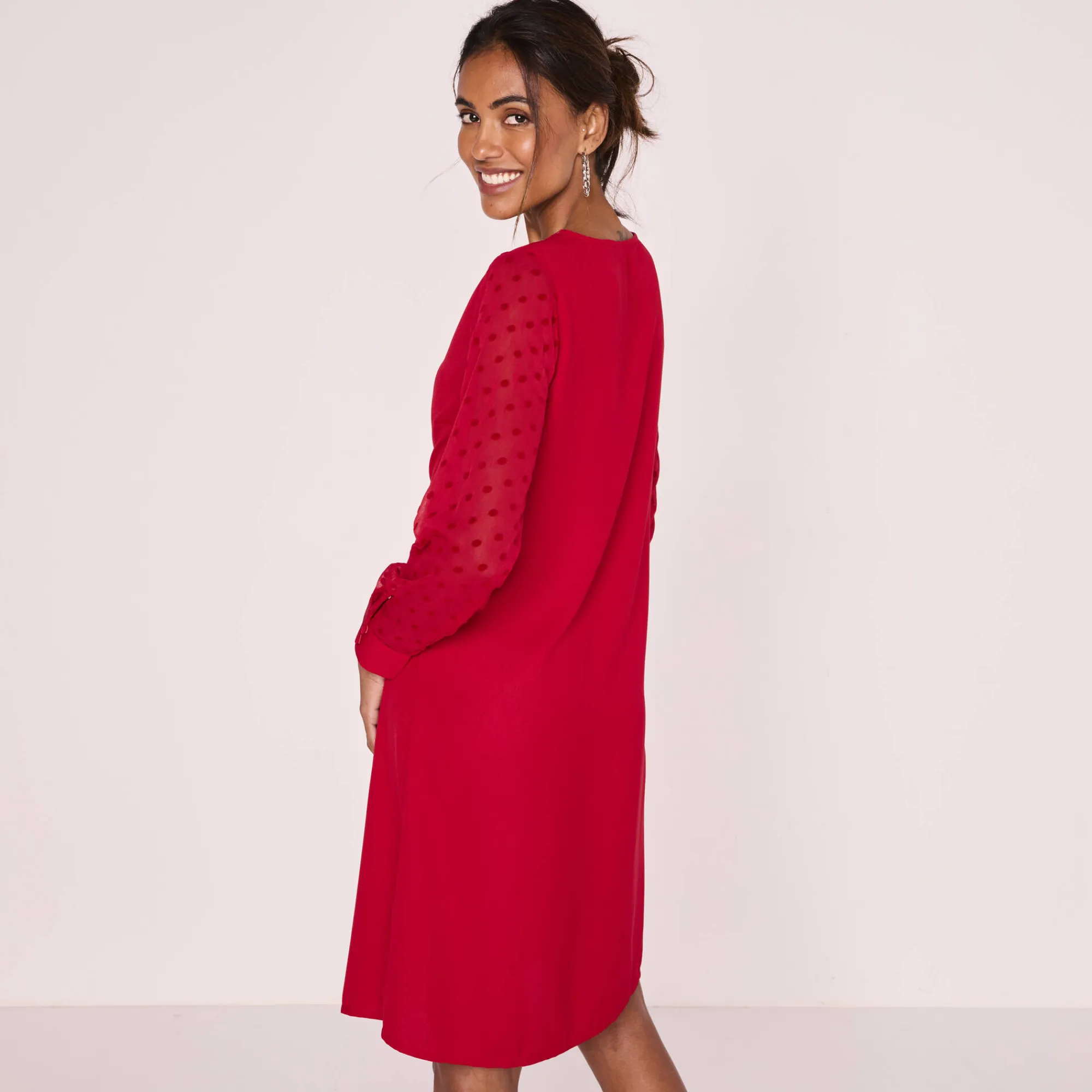 Jurk<Blancheporte Jurk met mouwen in plumetis rood
