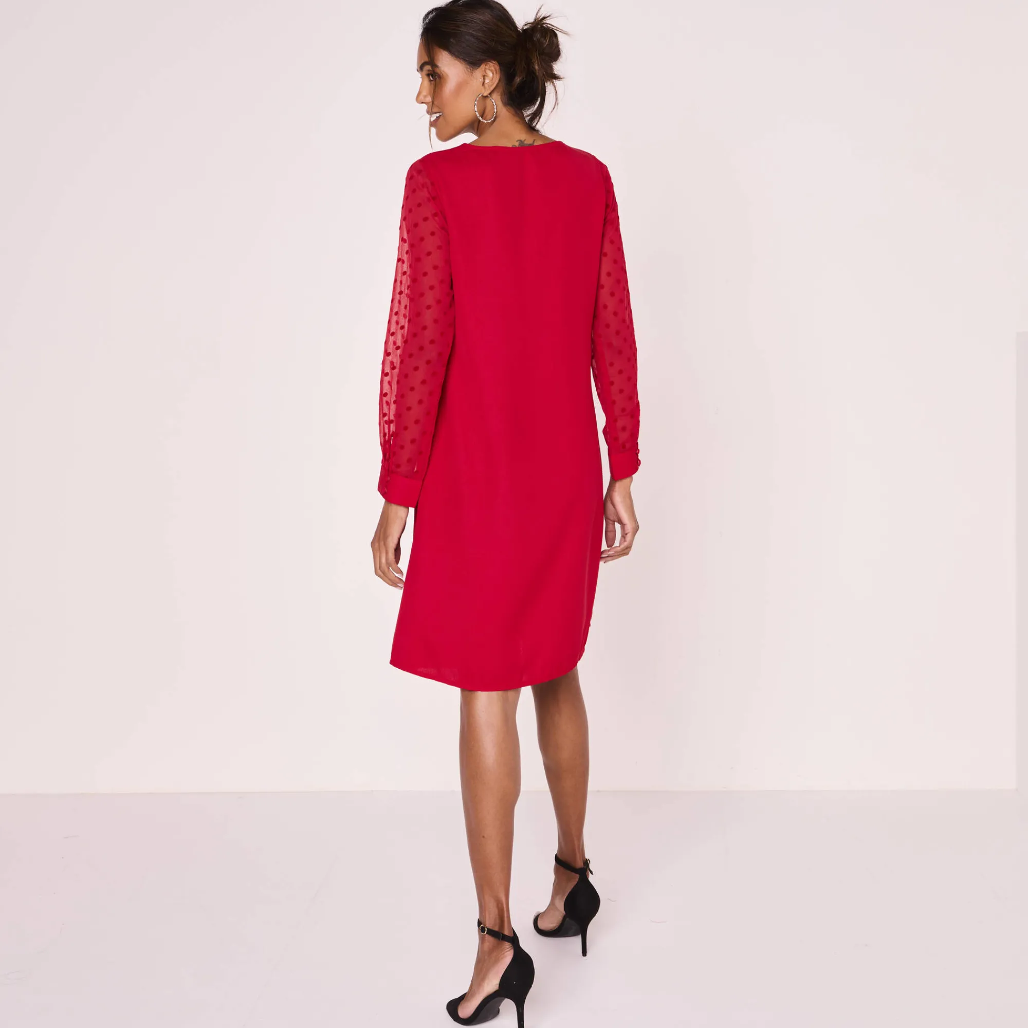 Jurk<Blancheporte Jurk met mouwen in plumetis rood
