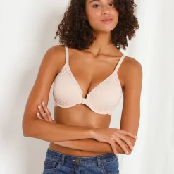 Beha<Chantelle Kanten beha "Norah"met sluiting vooraan - met beugels beige