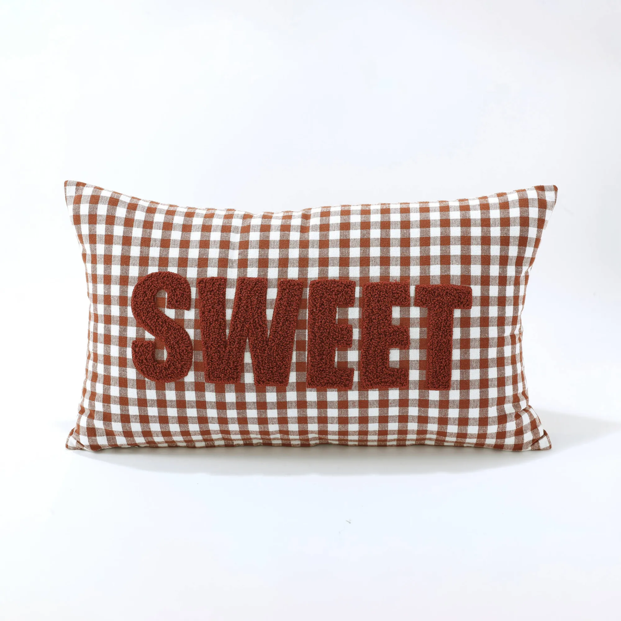 Kussen<Blancheporte Katoenen kussen, SWEET opschrift en ingeweven ruitjes karamel