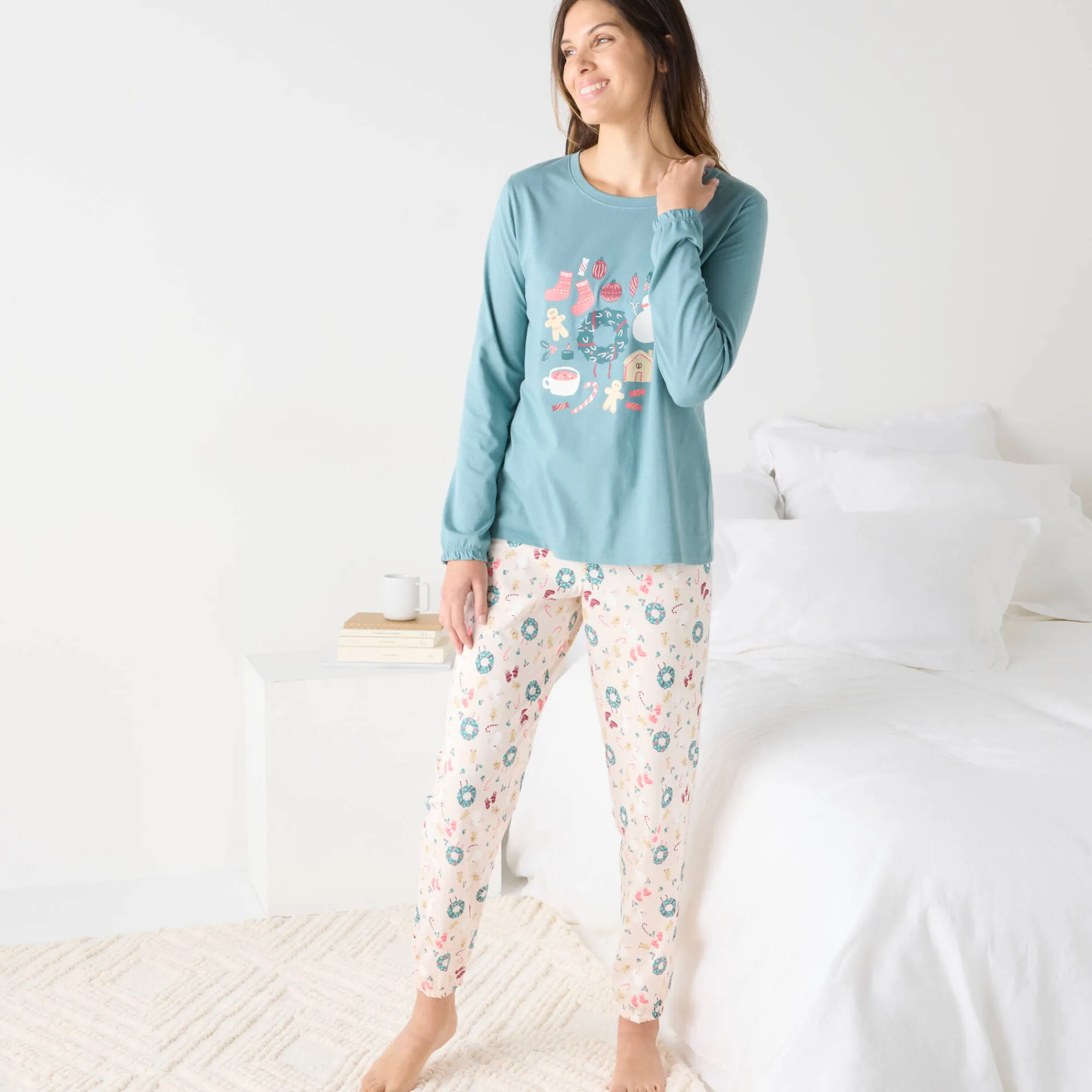 Pyjama<Blancheporte Kerstkrans pyjama + bijpassend slaapmasker grijsblauw / roze