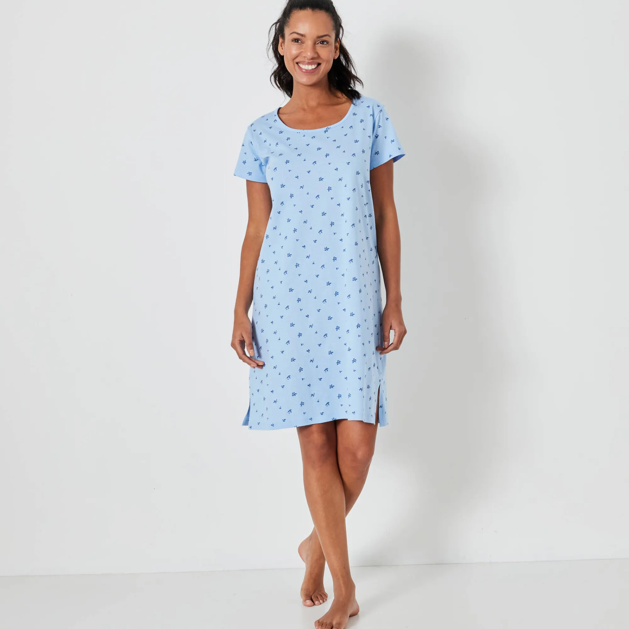 Nachthemd<Blancheporte Kort nachthemd met bloemenprint gletsjerblauw