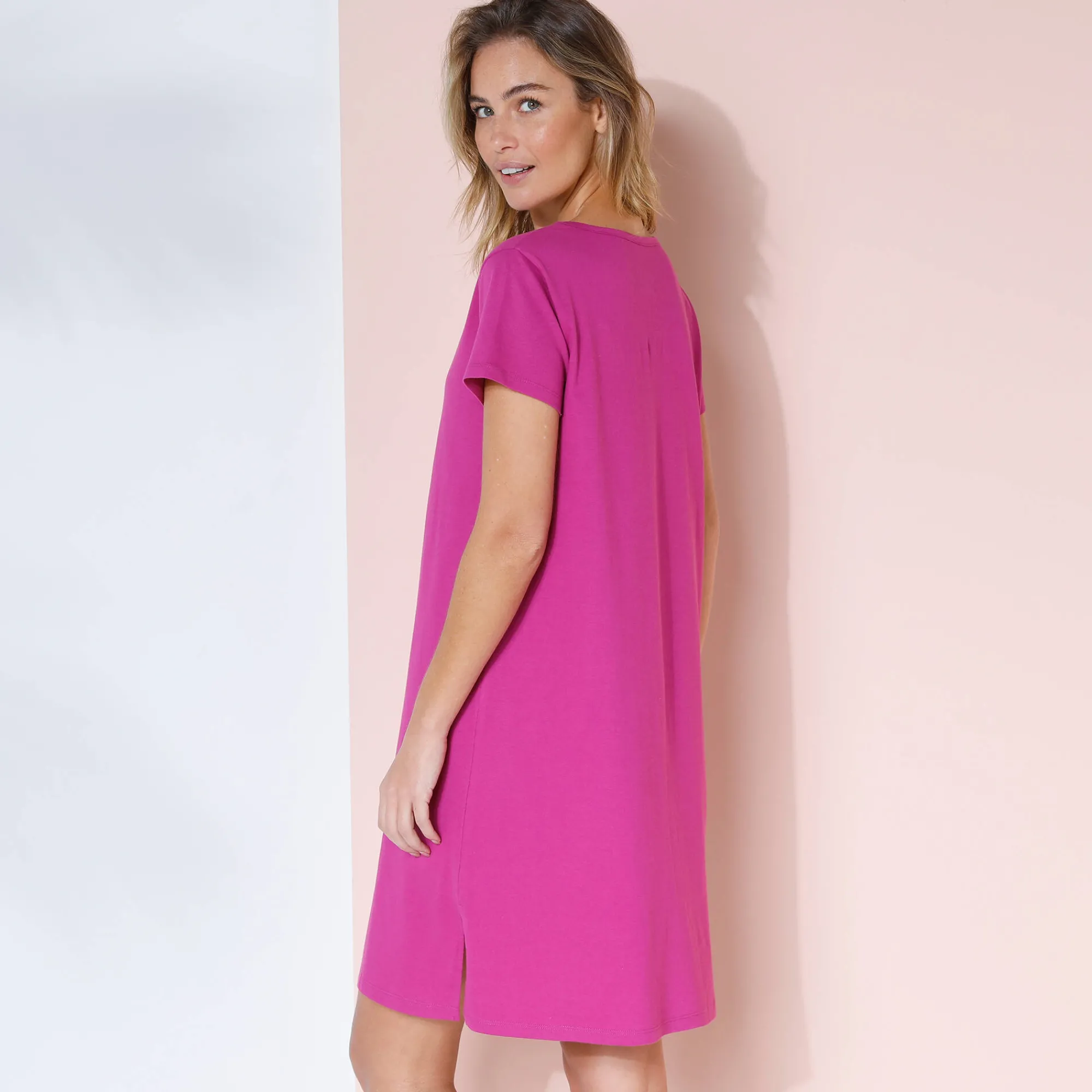 Nachthemd<Blancheporte Kort nachthemd met schildpadprint framboos
