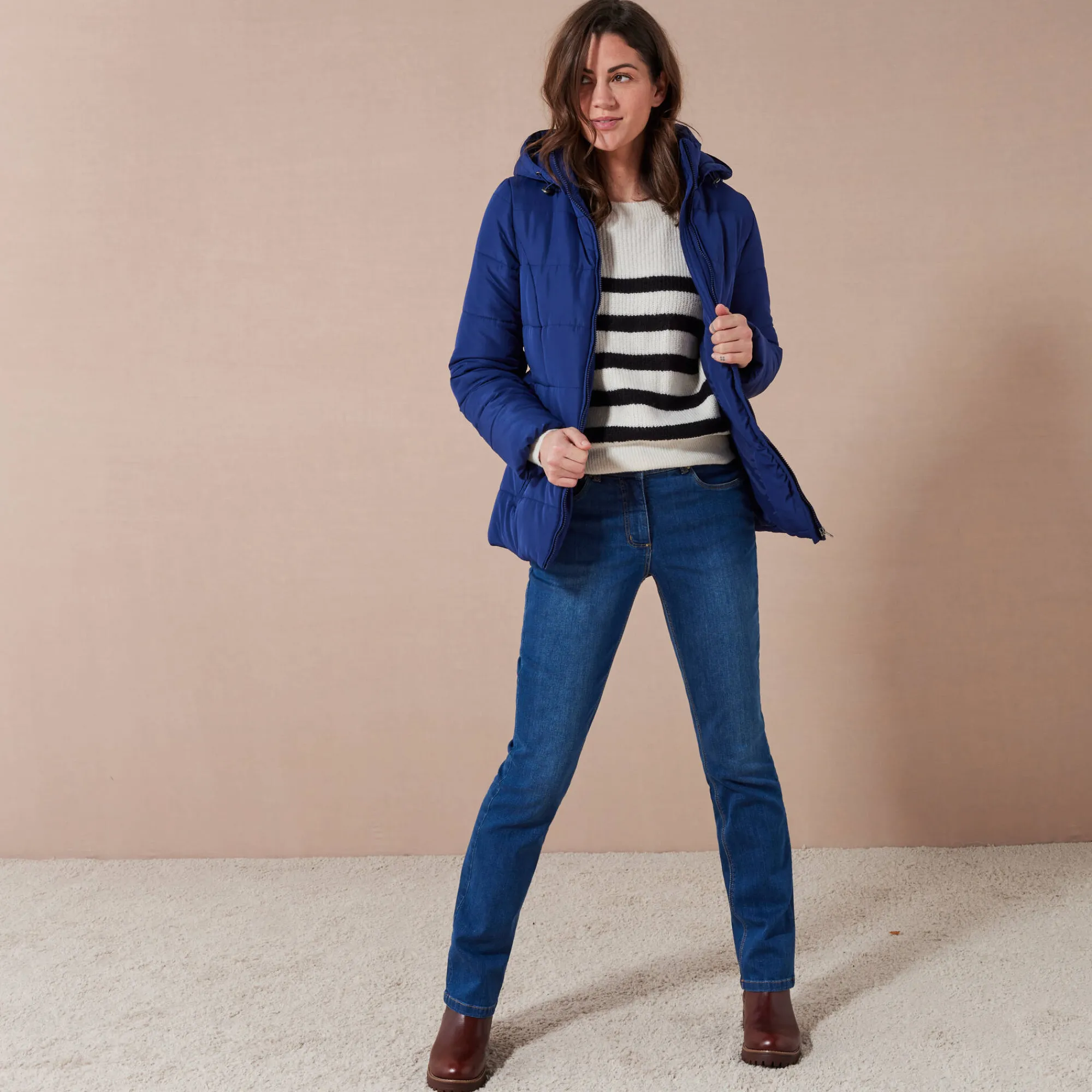 Parka En Donsjas<Colors&Co Korte gewatteerde jas met ceintuur inktblauw