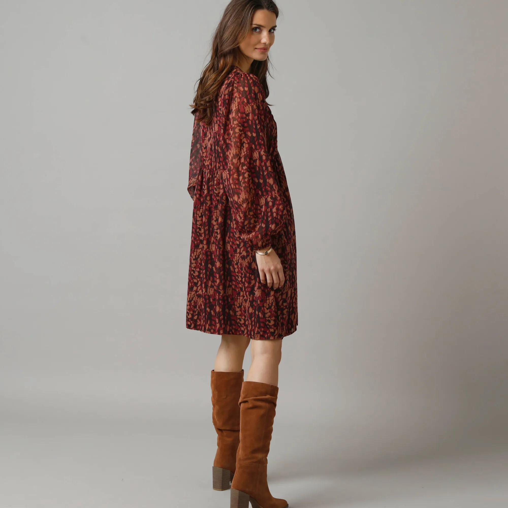 Feestoutfits Dames|Jurk<Lora Zellini Korte jurk met wijde mouwen, bedrukte voile bordeaux