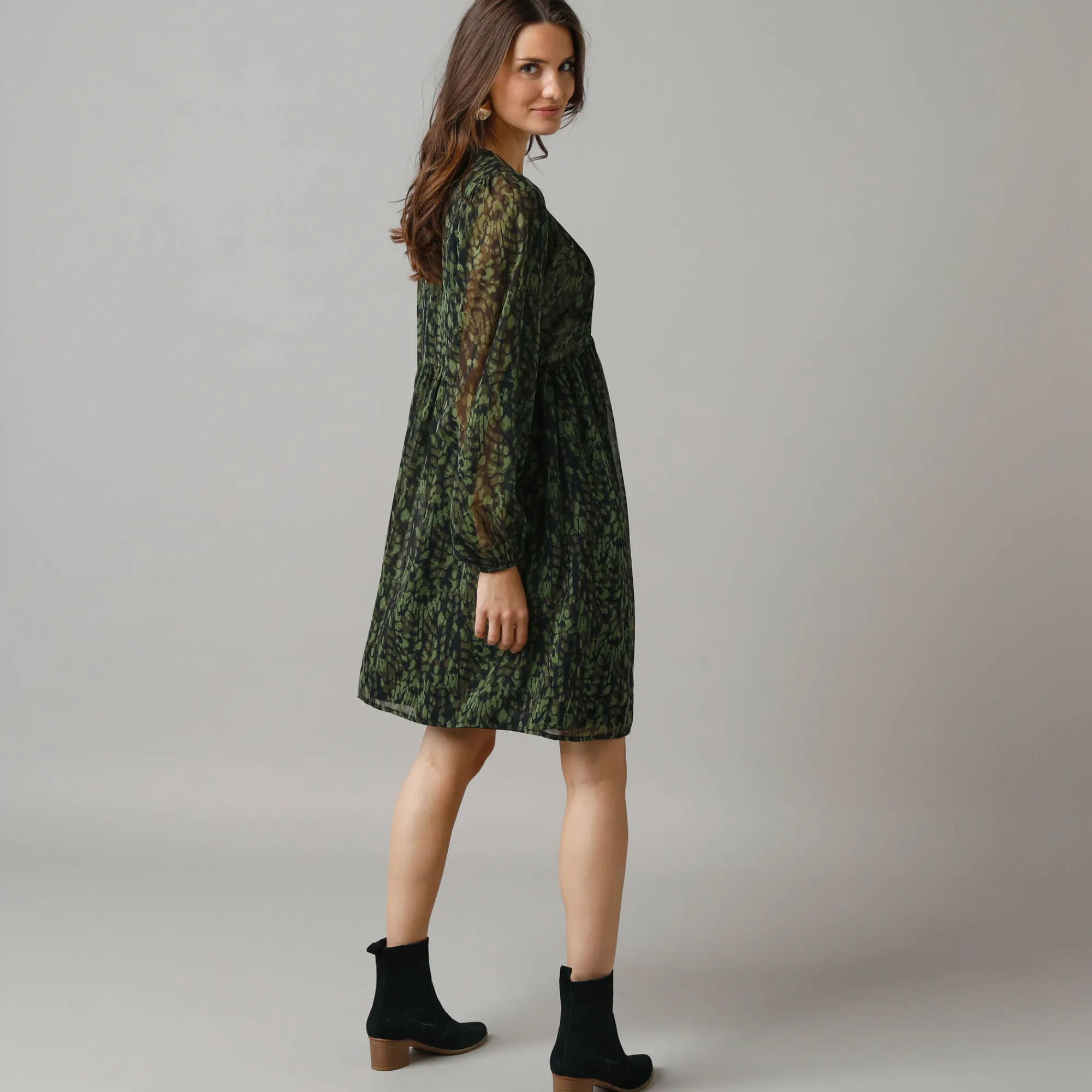 Feestoutfits Dames|Jurk<Lora Zellini Korte jurk met wijde mouwen, bedrukte voile kaki