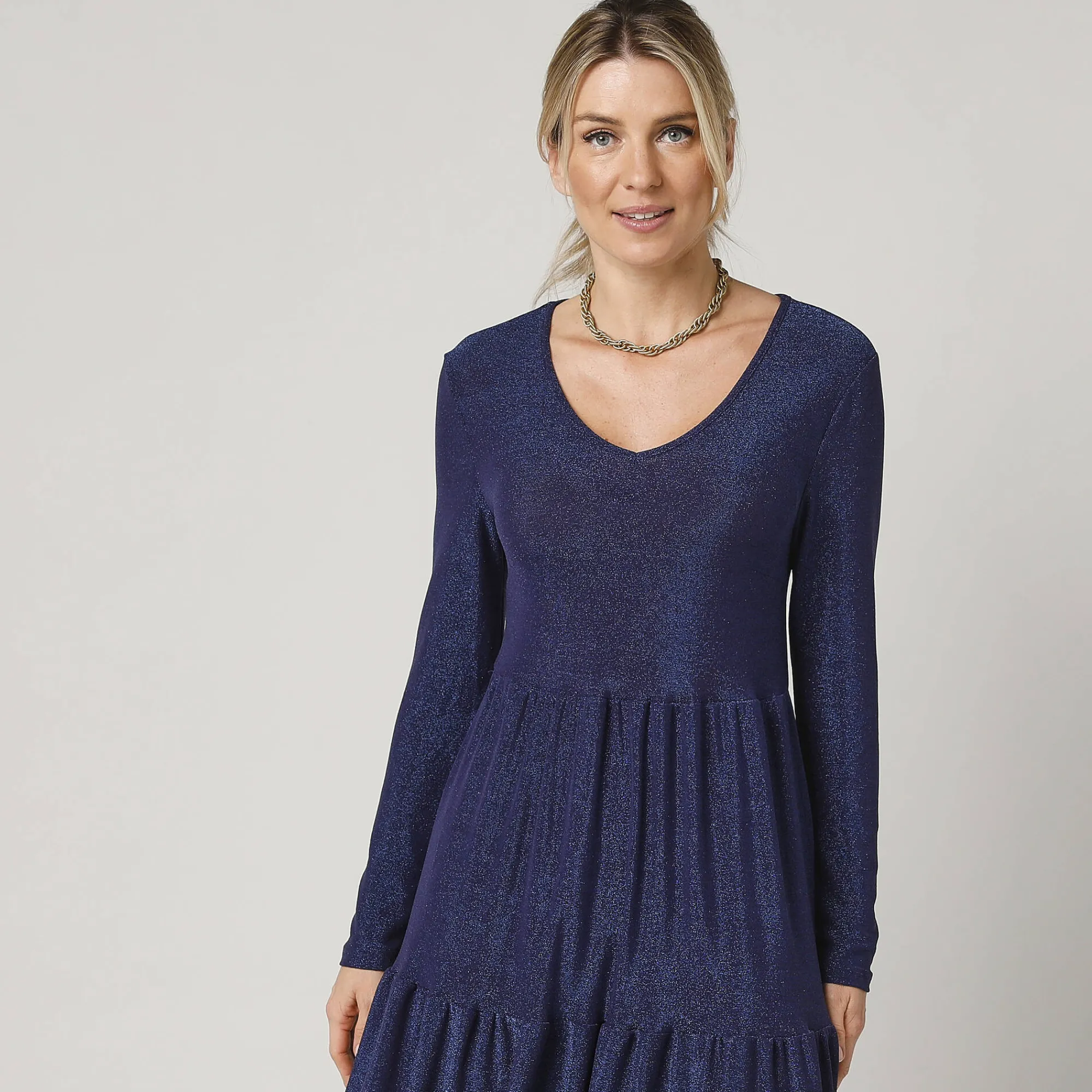 Feestoutfits Dames|Jurk<Blancheporte Korte, uitlopende jurk in glanzend tricot, lange mouwen felblauw