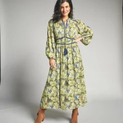 Jurk<Lora Zellini Lange jurk met bloemenprint en afwerkingen in macramé marine / groen
