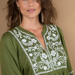 Jurk<Blancheporte Lange jurk met ellebooglange mouwen, contrasterend borduursel kaki