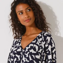 Jurk<Blancheporte Lange jurk met knopen in crepon, grafische print marine / ecru