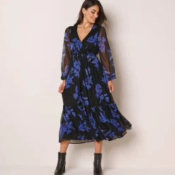 Jurk<Blancheporte Lange jurk met stroken, bedrukte voile zwart / blauw