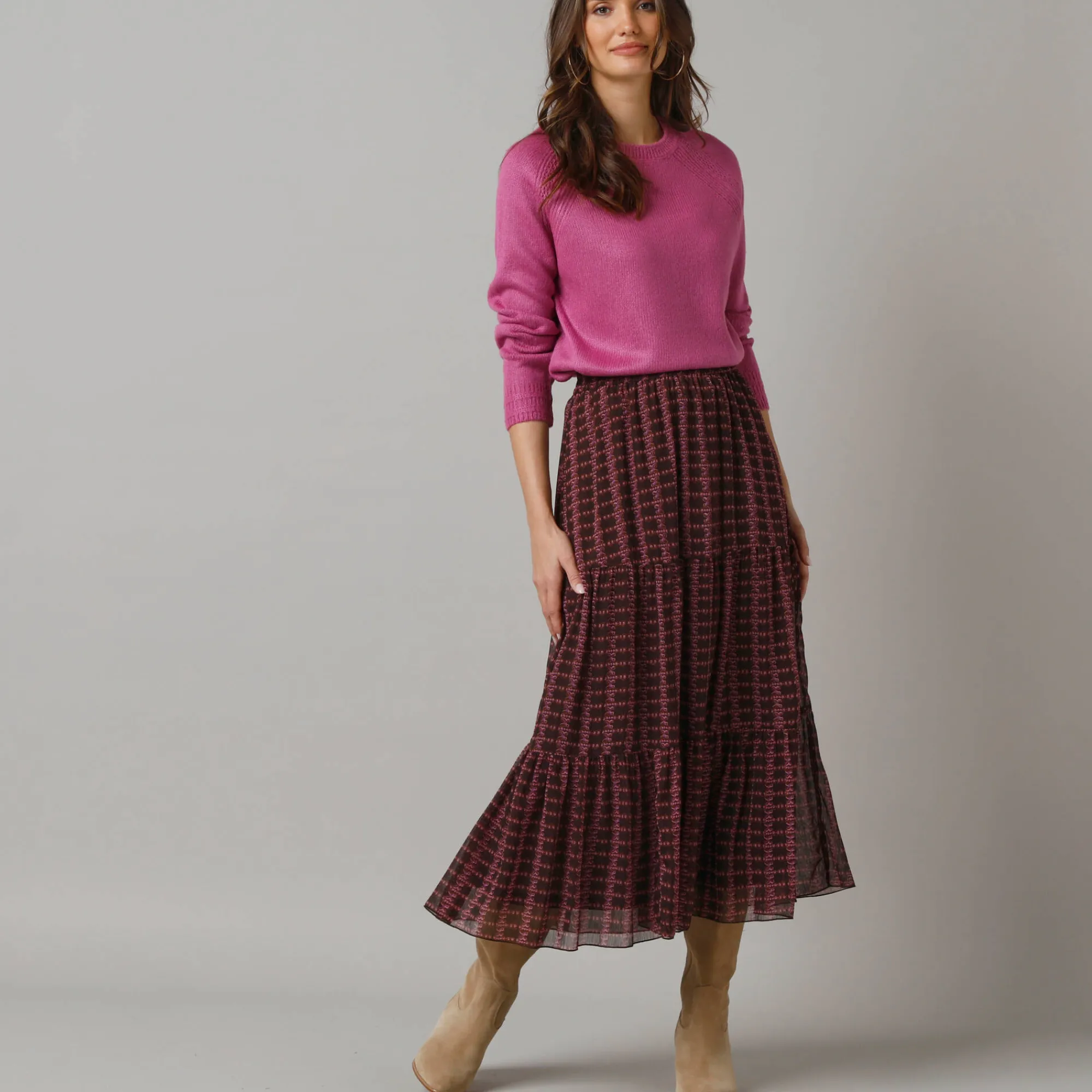 Rok<Lora Zellini Lange rok met fronsrokvolume, bedrukte voile chocolade / violine