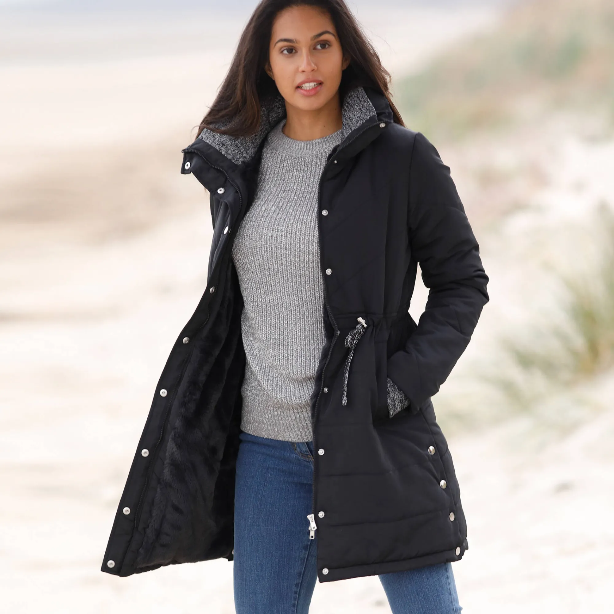 Parka En Donsjas<Blancheporte Lange waterafstotende en gematelasseerde jas zwart