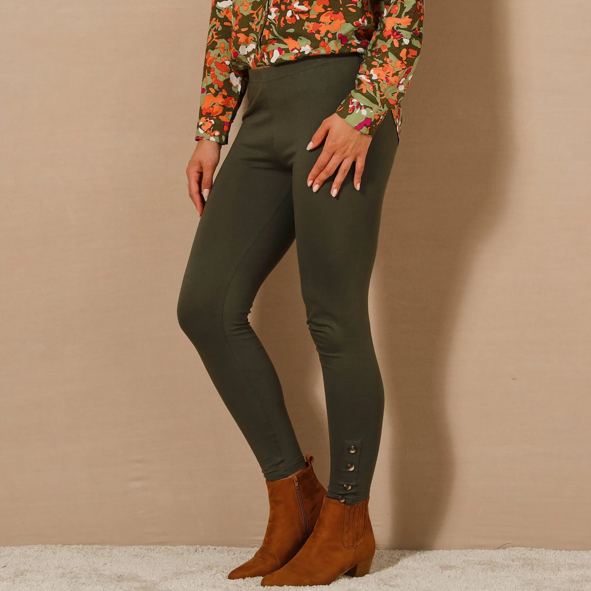 Legging<Blancheporte Legging met fantasieknopen kaki