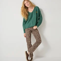 Trui En Vest<Blancheporte Loose trui met V-hals en geborduurde hartjes, patenttricot groen
