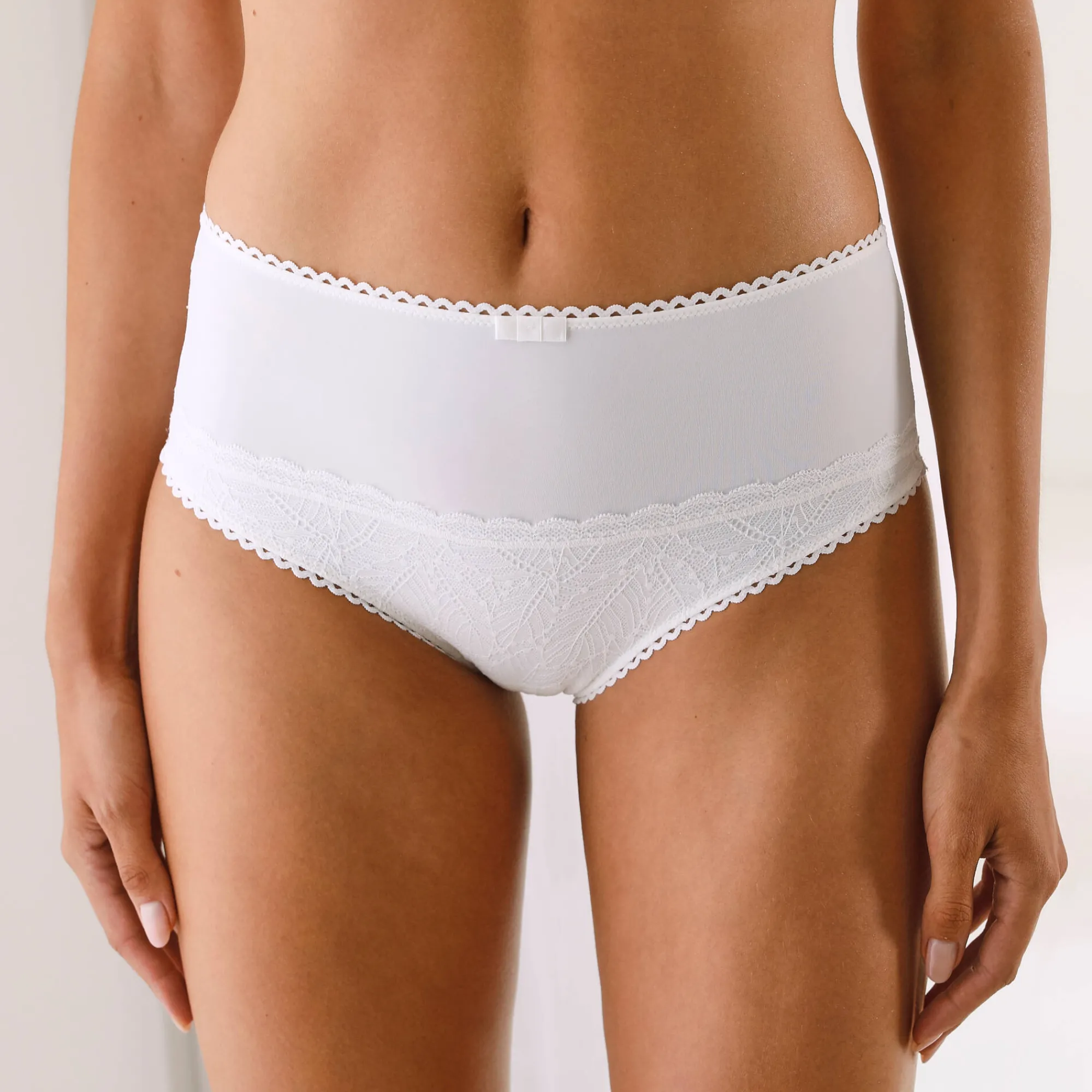Slip En Shorty<Confidence Lingerie Maxislip met hoge taille in microvezel en rekbare kant Isili - set van 2 ivoorkleur