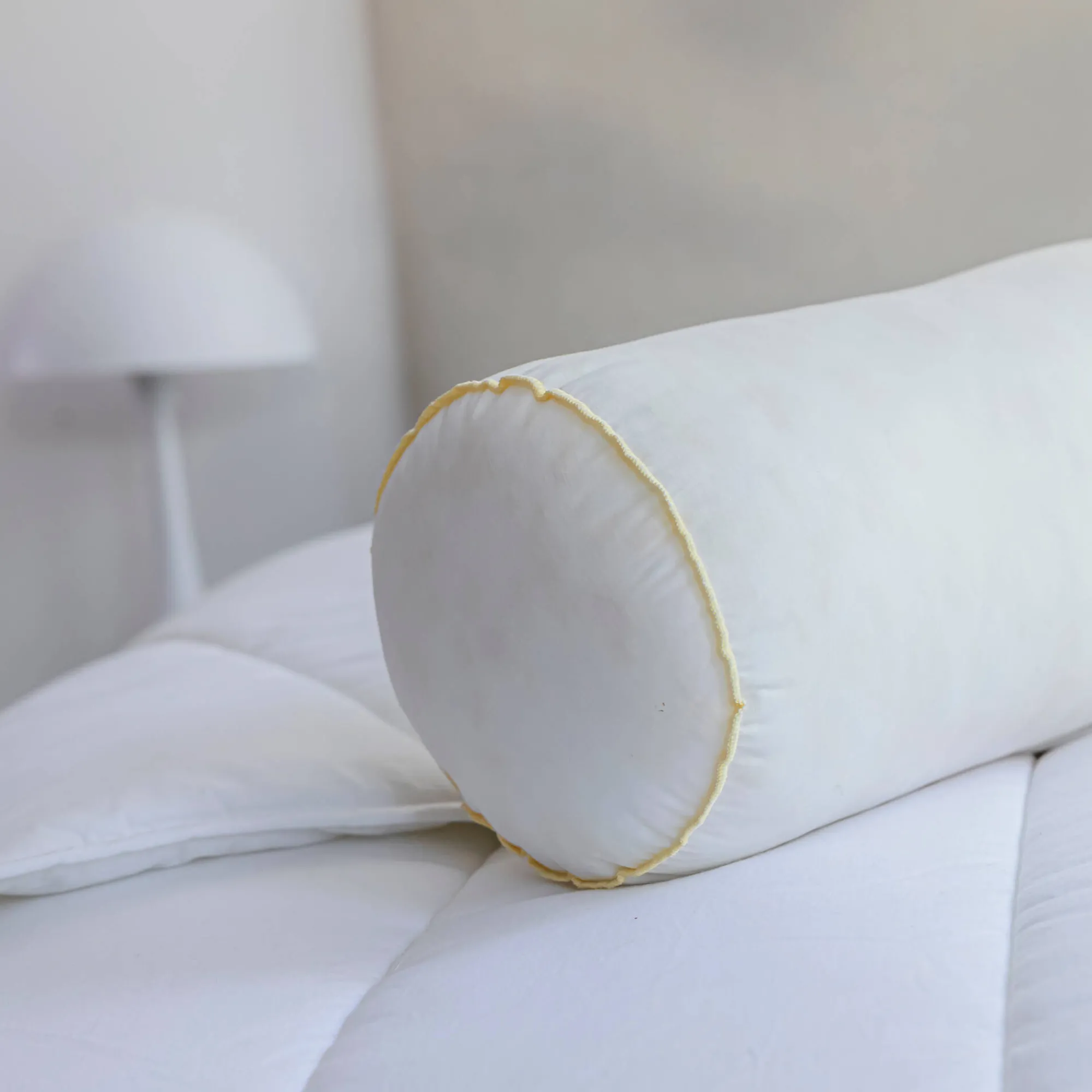 Peluwkussen<Blancheporte Milieuvriendelijk peluwkussen met natuurlijke antimicrobenbehandeling, medium wit